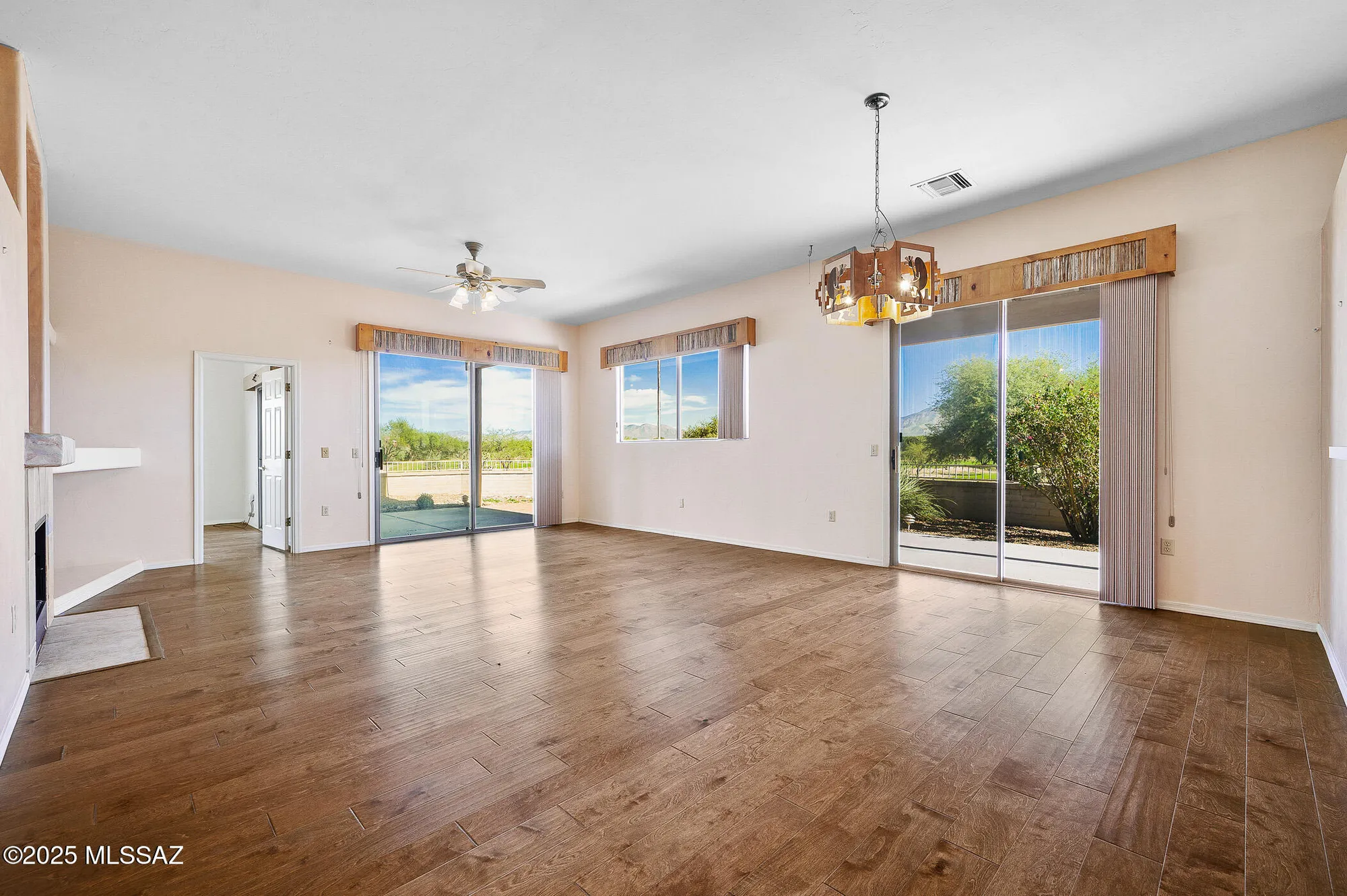 Property Slideshow image 6 of 32 | 764 w puma peak rd, Green Valley, AZ, 85614