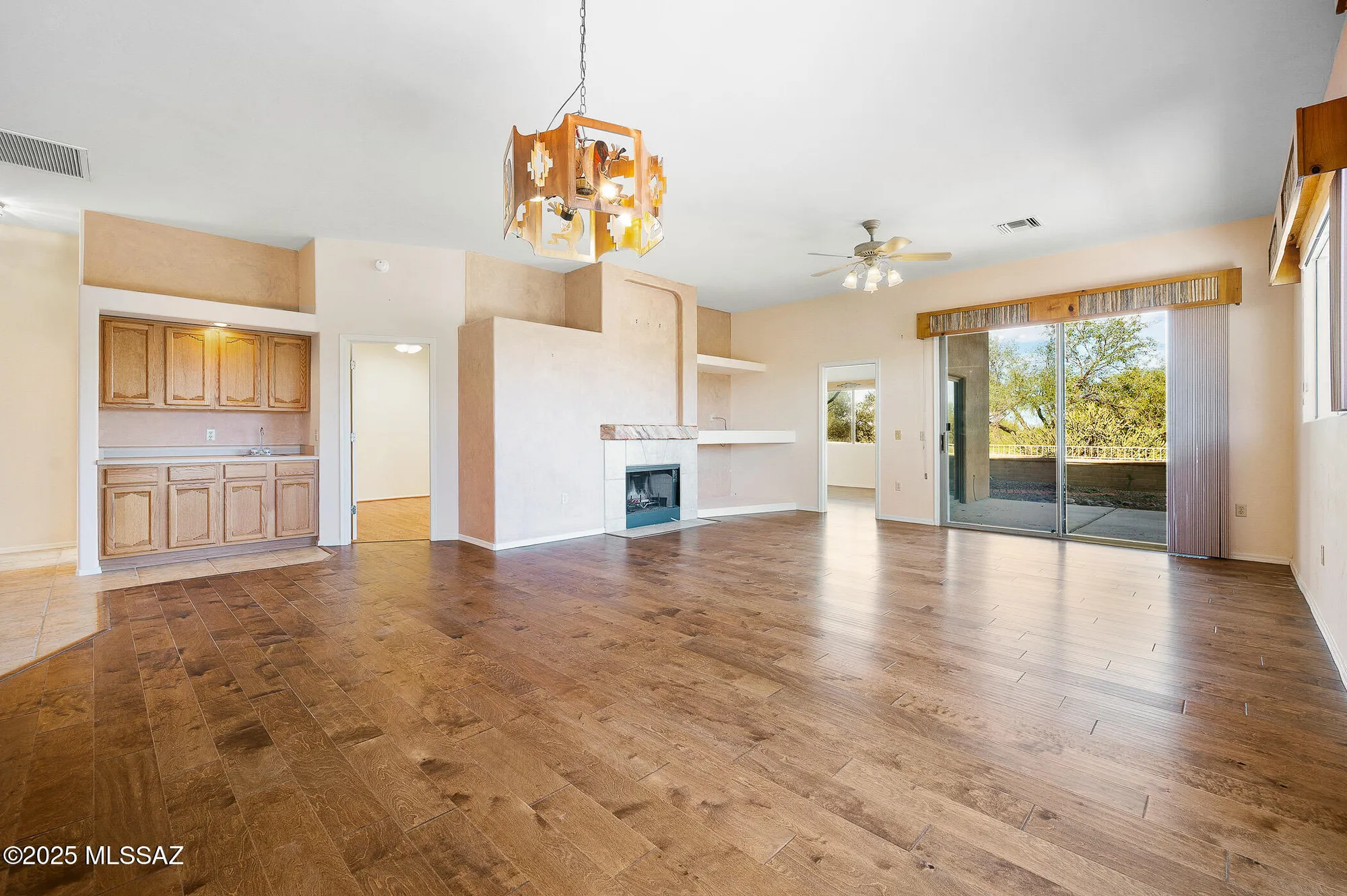 Property Slideshow image 8 of 32 | 764 w puma peak rd, Green Valley, AZ, 85614