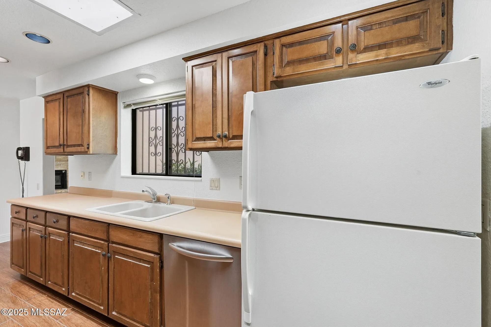 Property Slideshow image 17 of 51 | 1225 n abrego dr, Green Valley, AZ, 85614