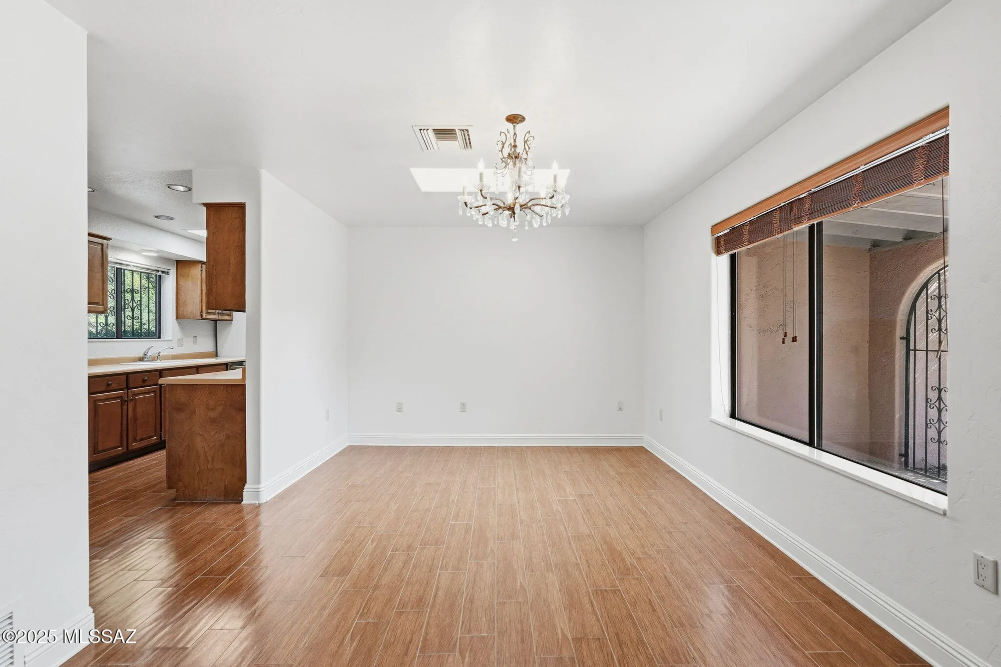 Property Slideshow image 19 of 51 | 1225 n abrego dr, Green Valley, AZ, 85614