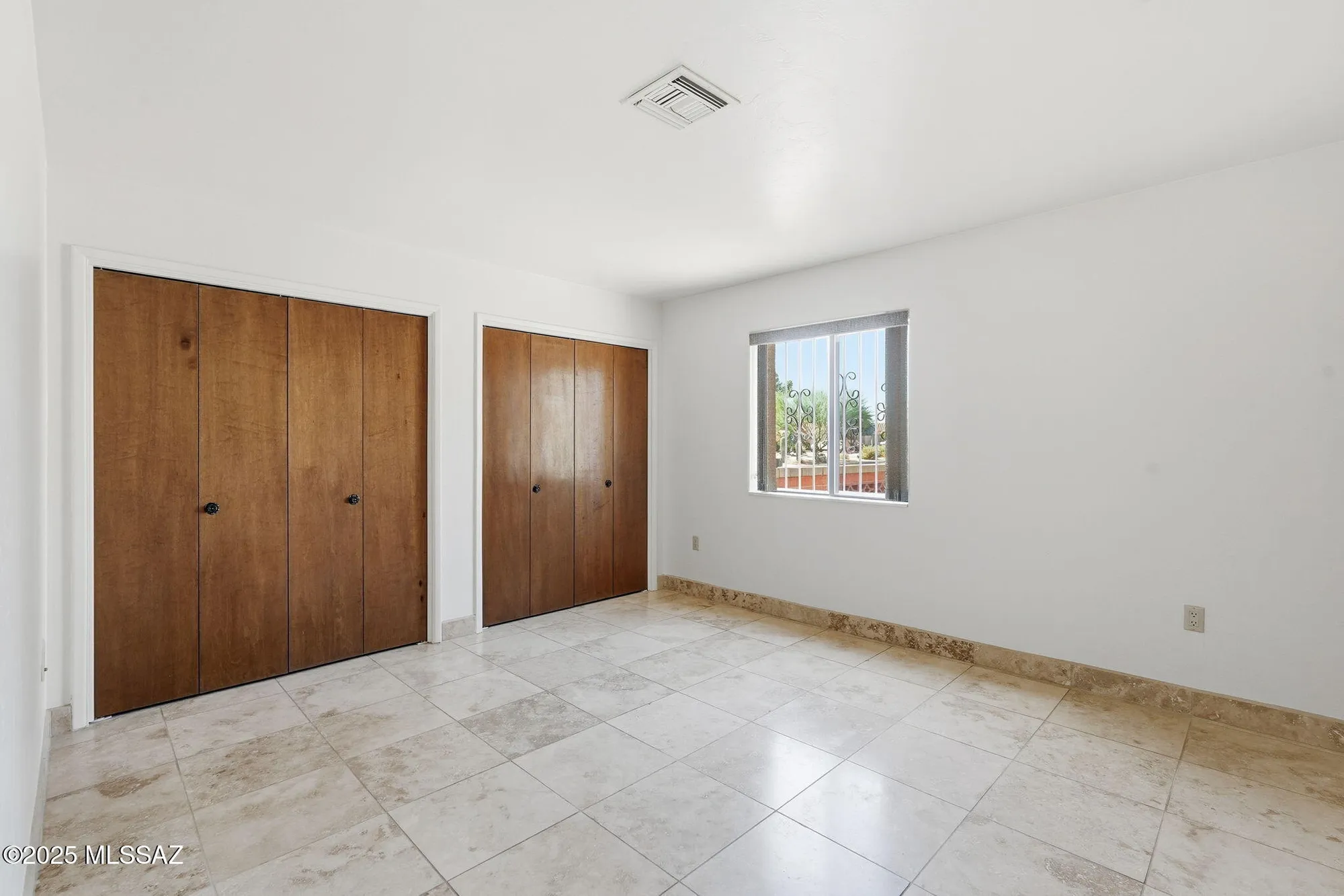 Property Slideshow image 30 of 51 | 1225 n abrego dr, Green Valley, AZ, 85614