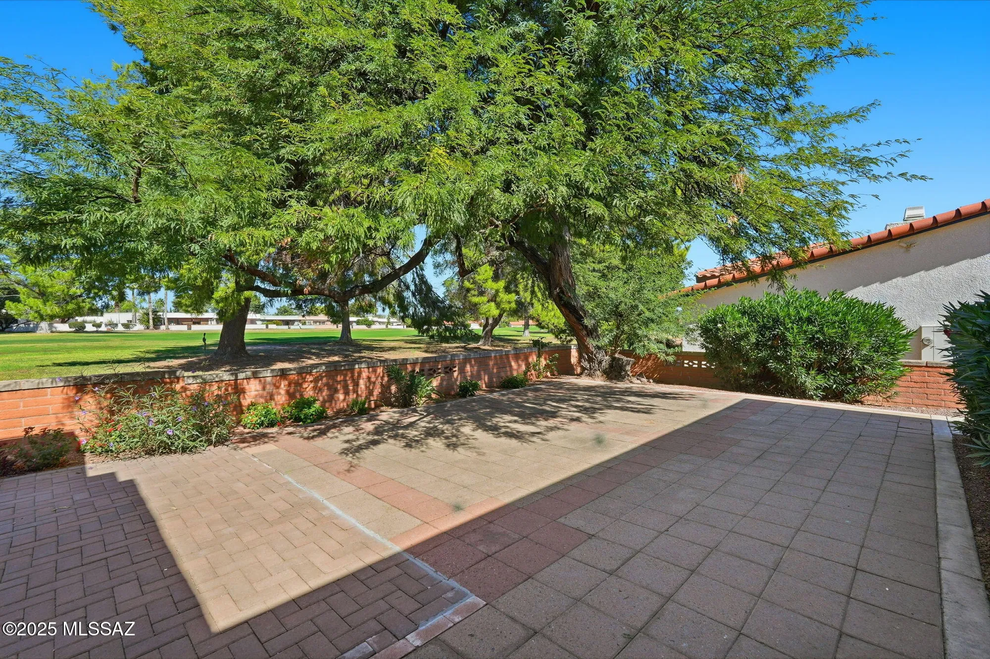 Property Slideshow image 43 of 51 | 1225 n abrego dr, Green Valley, AZ, 85614