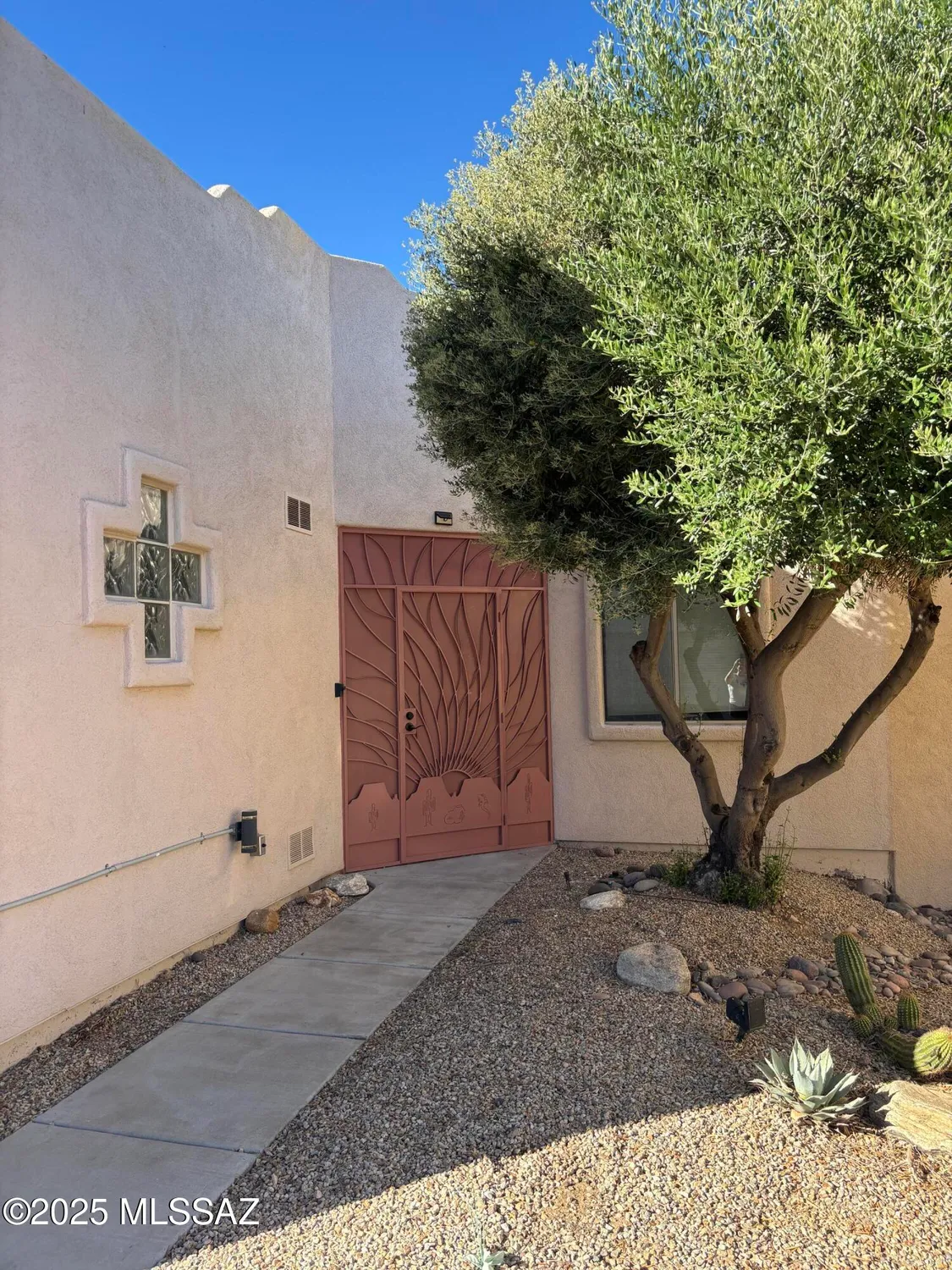Property Slideshow image 2 of 32 | 468 w windham blvd, Green Valley, AZ, 85614