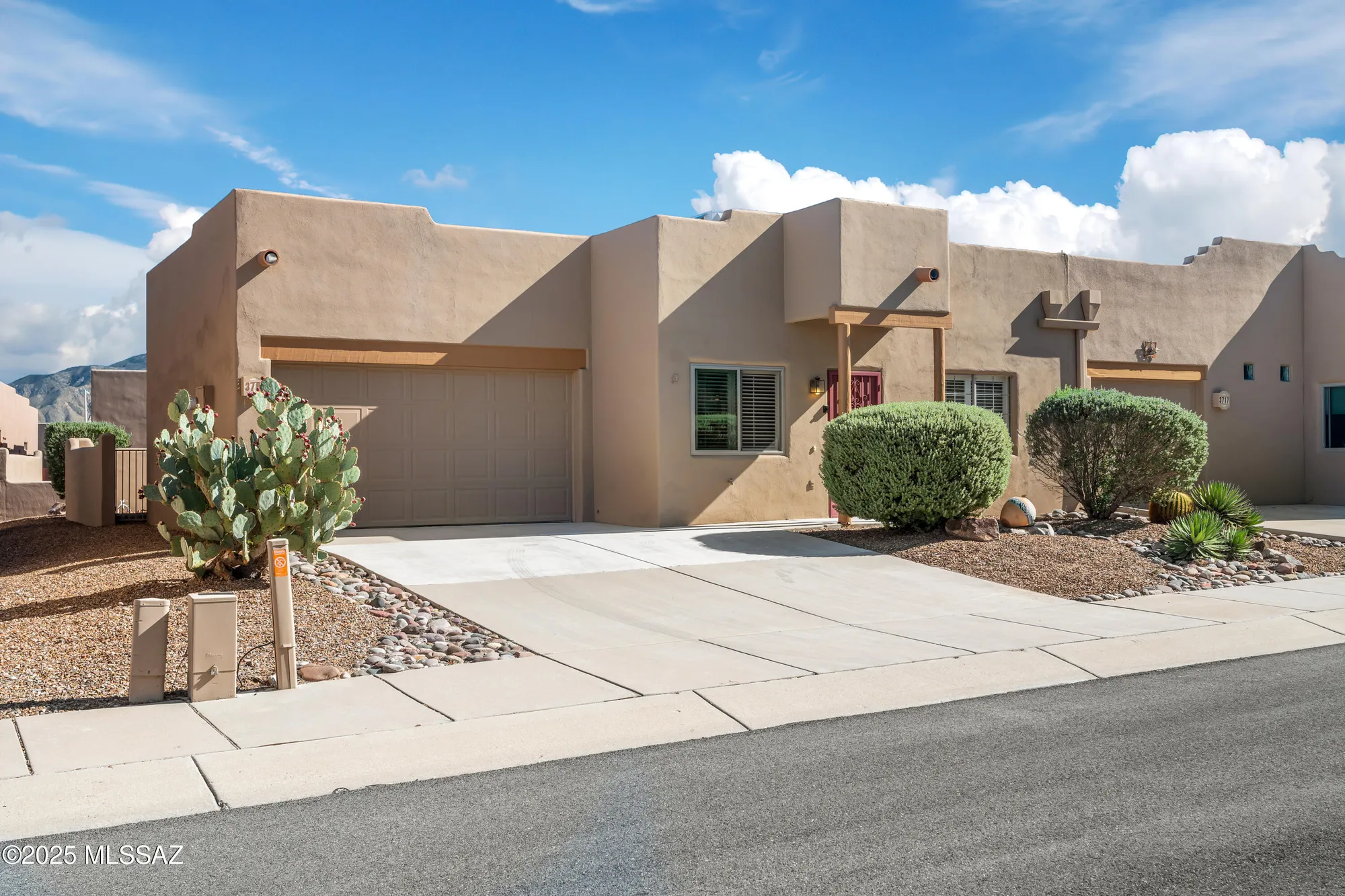 Property Slideshow image 7 of 31 | 3709 s camino del cefiro, Green Valley, AZ, 85614
