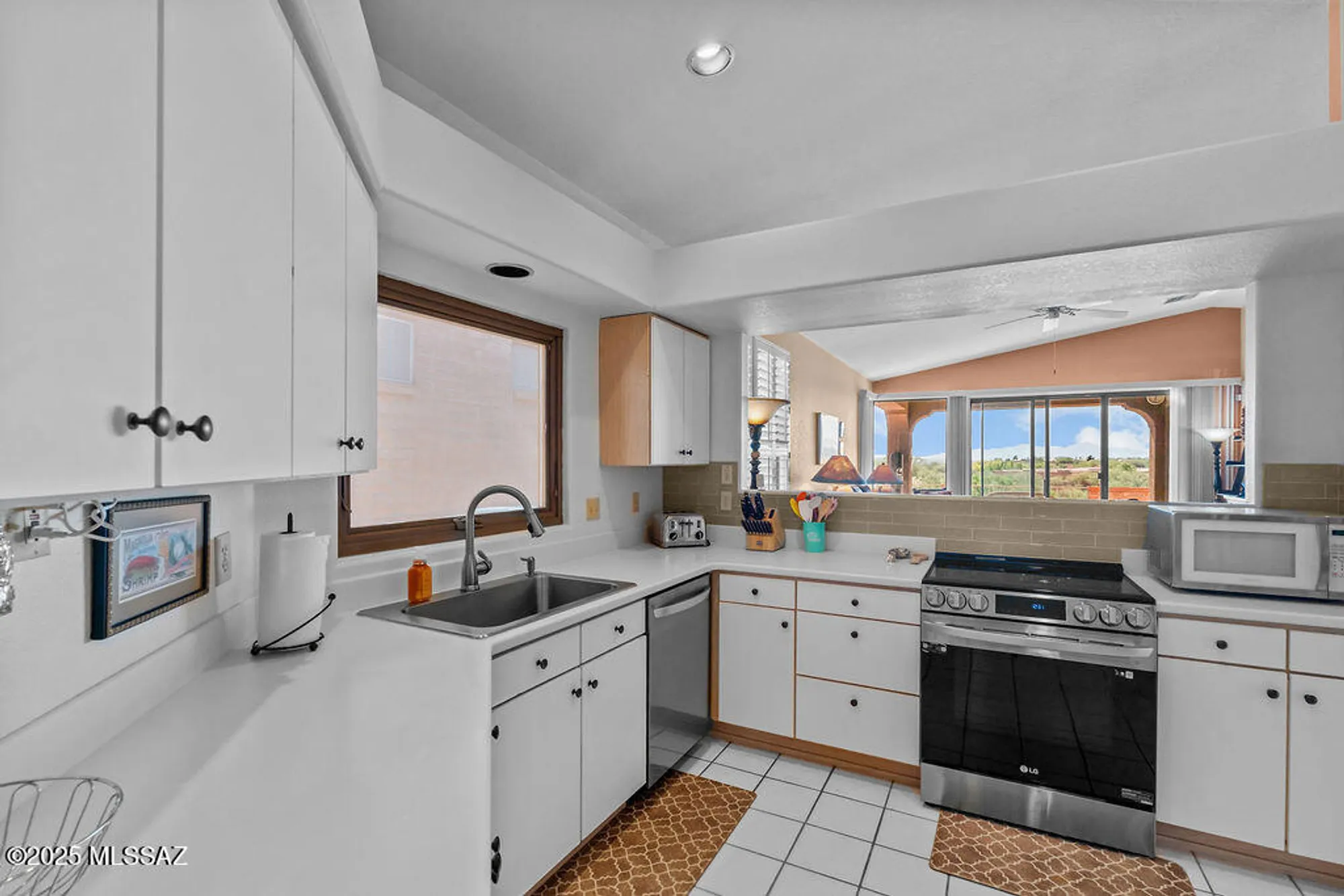 Property Slideshow image 24 of 49 | 1313 w mariquita st, Green Valley, AZ, 85622
