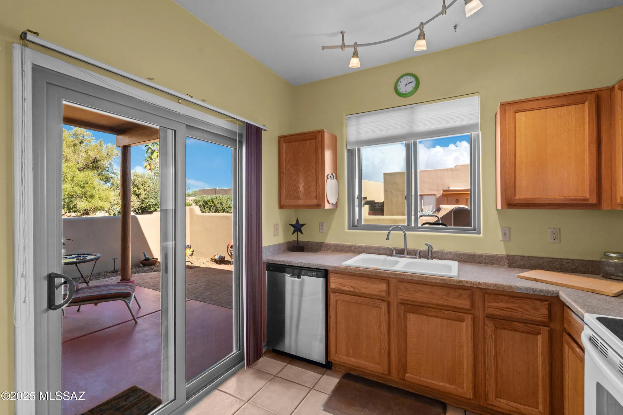 Property Slideshow image 18 of 31 | 3709 s camino del cefiro, Green Valley, AZ, 85614