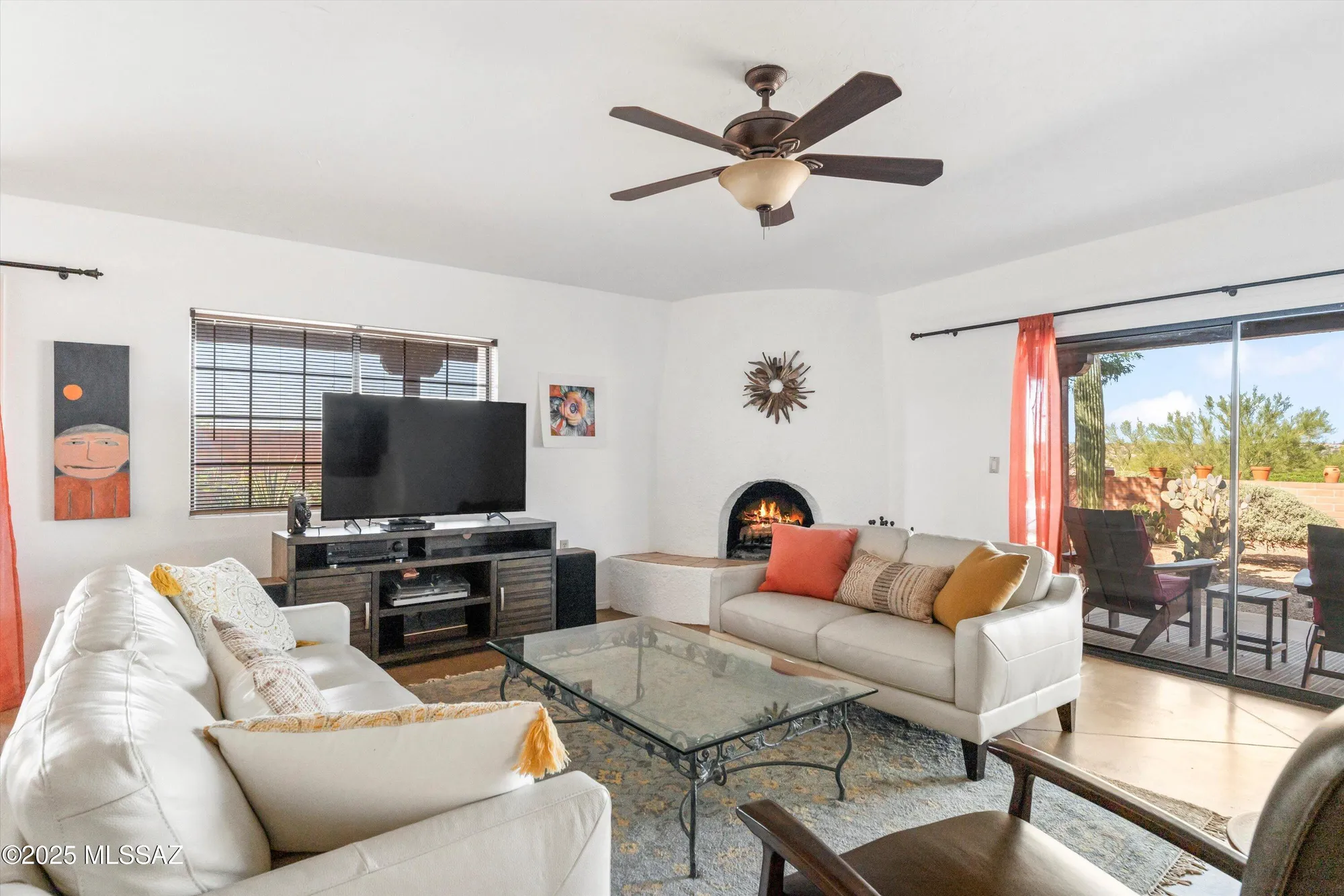 Property Slideshow image 7 of 36 | 1995 w ashbrook dr, Tucson, AZ, 85704