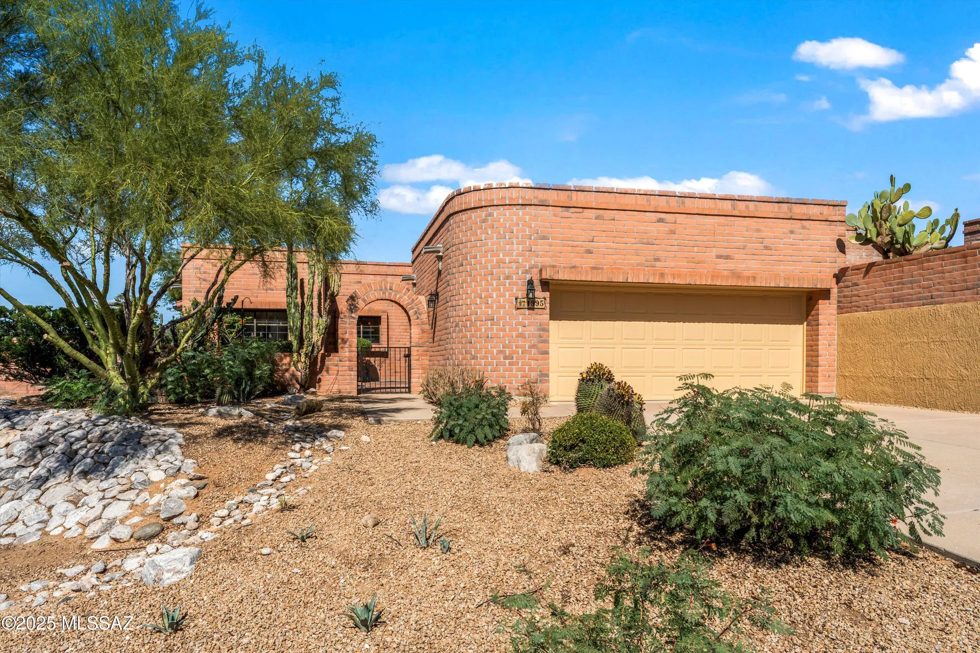 Property Slideshow image 36 of 36 | 1995 w ashbrook dr, Tucson, AZ, 85704