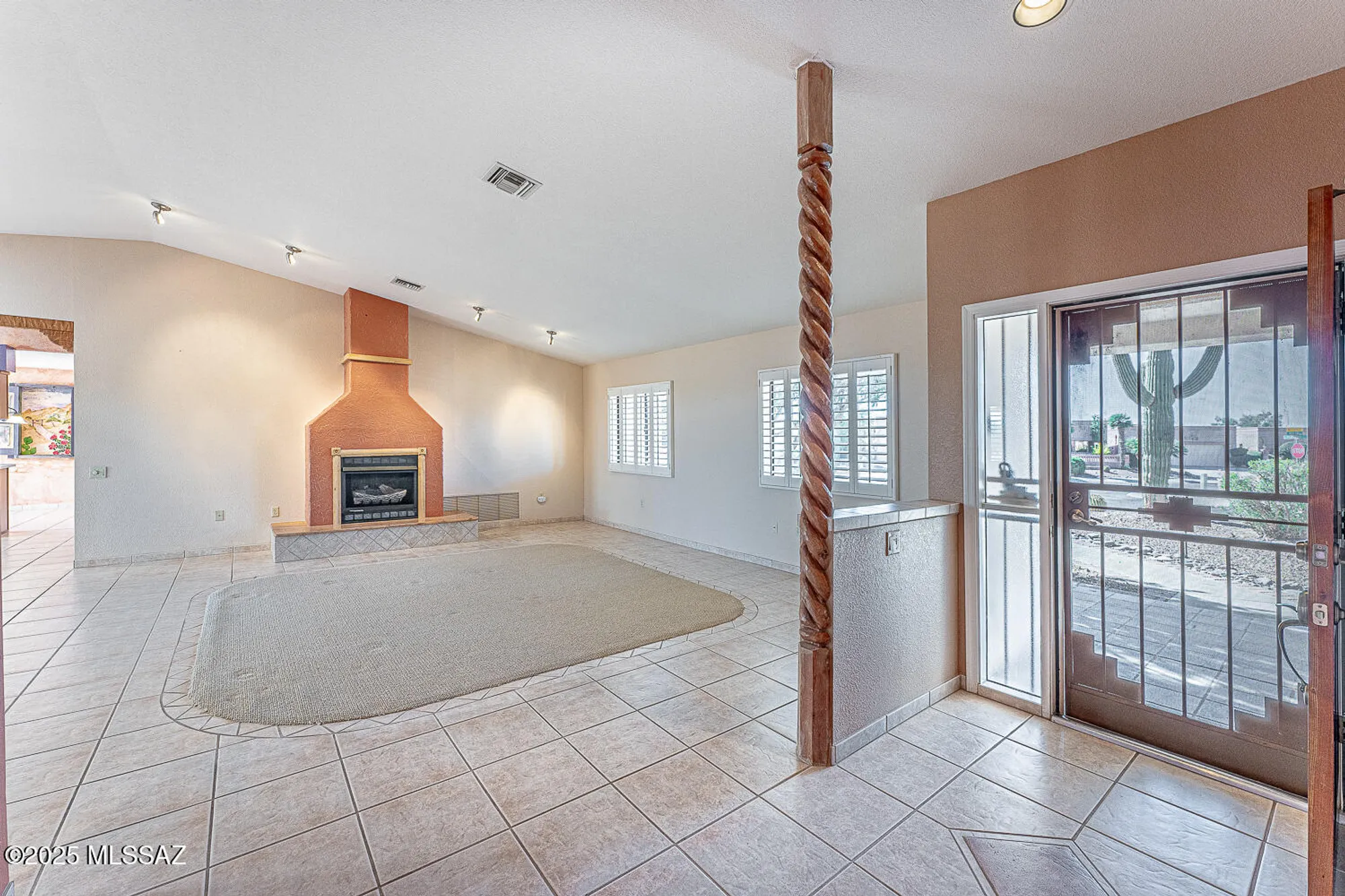 Property Slideshow image 7 of 51 | 4049 s via del picamaderos, Green Valley, AZ, 85622