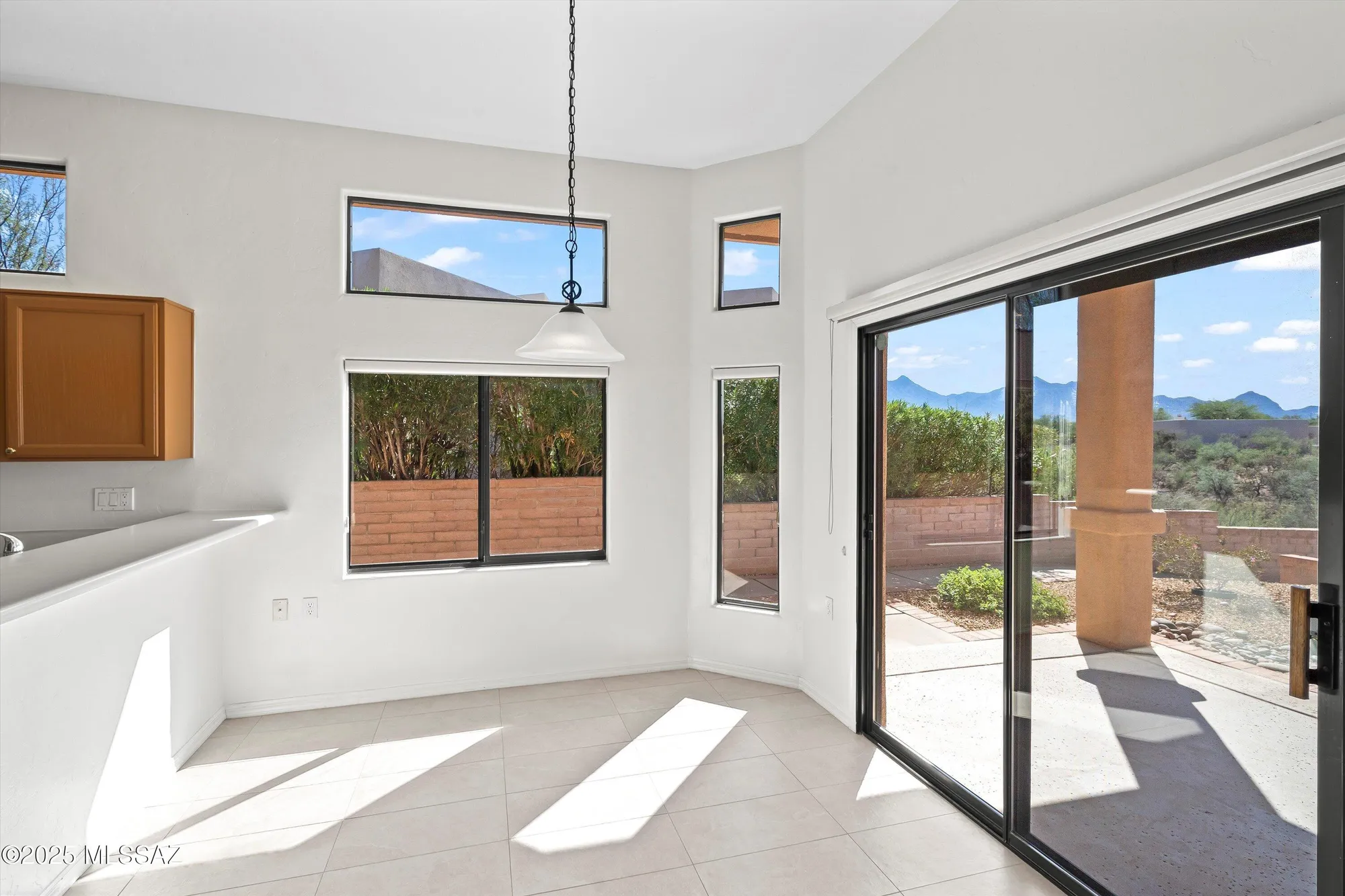 Property Slideshow image 7 of 30 | 810 e josephine canyon dr, Green Valley, AZ, 85614