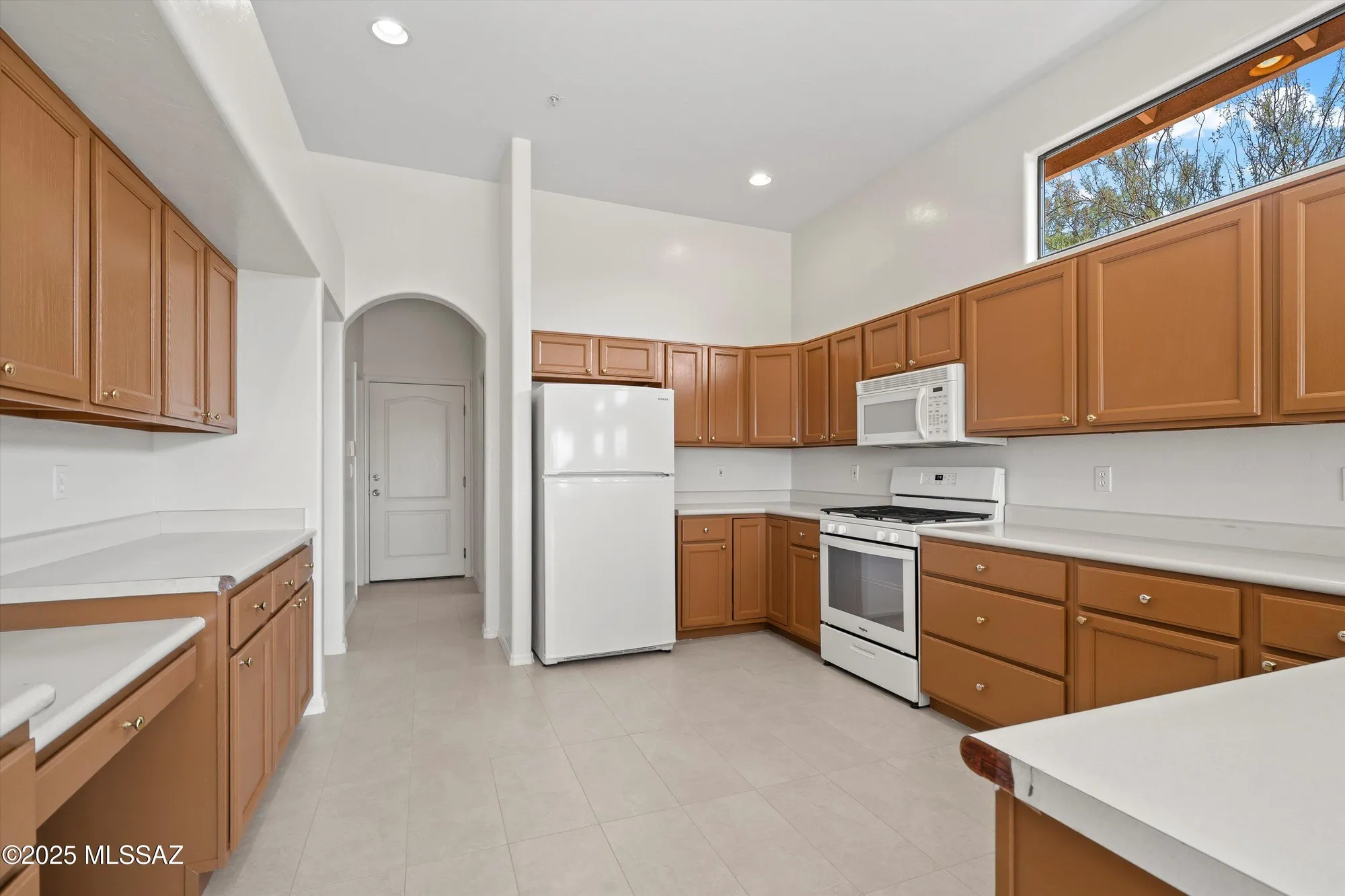 Property Slideshow image 13 of 30 | 810 e josephine canyon dr, Green Valley, AZ, 85614