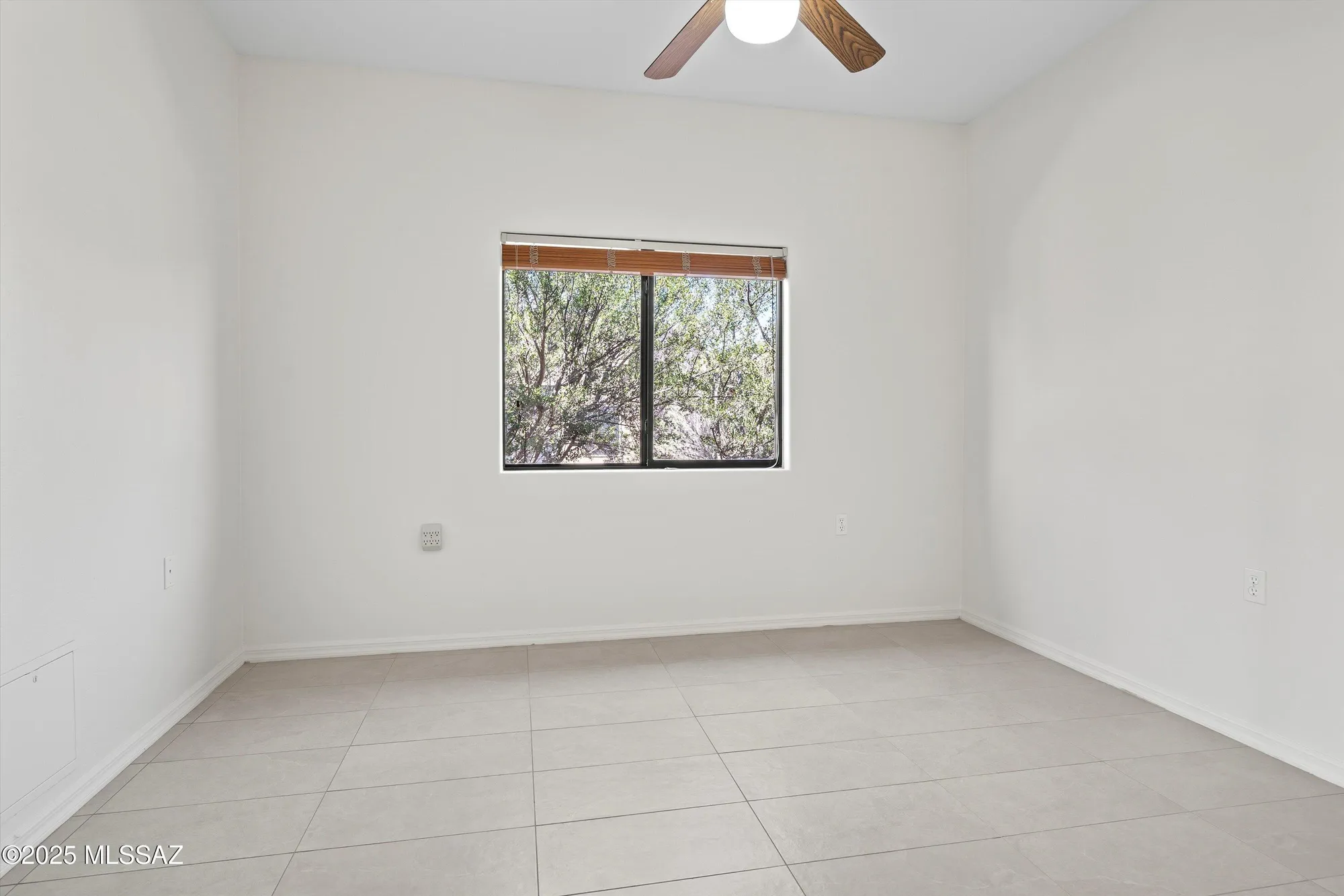 Property Slideshow image 20 of 30 | 810 e josephine canyon dr, Green Valley, AZ, 85614