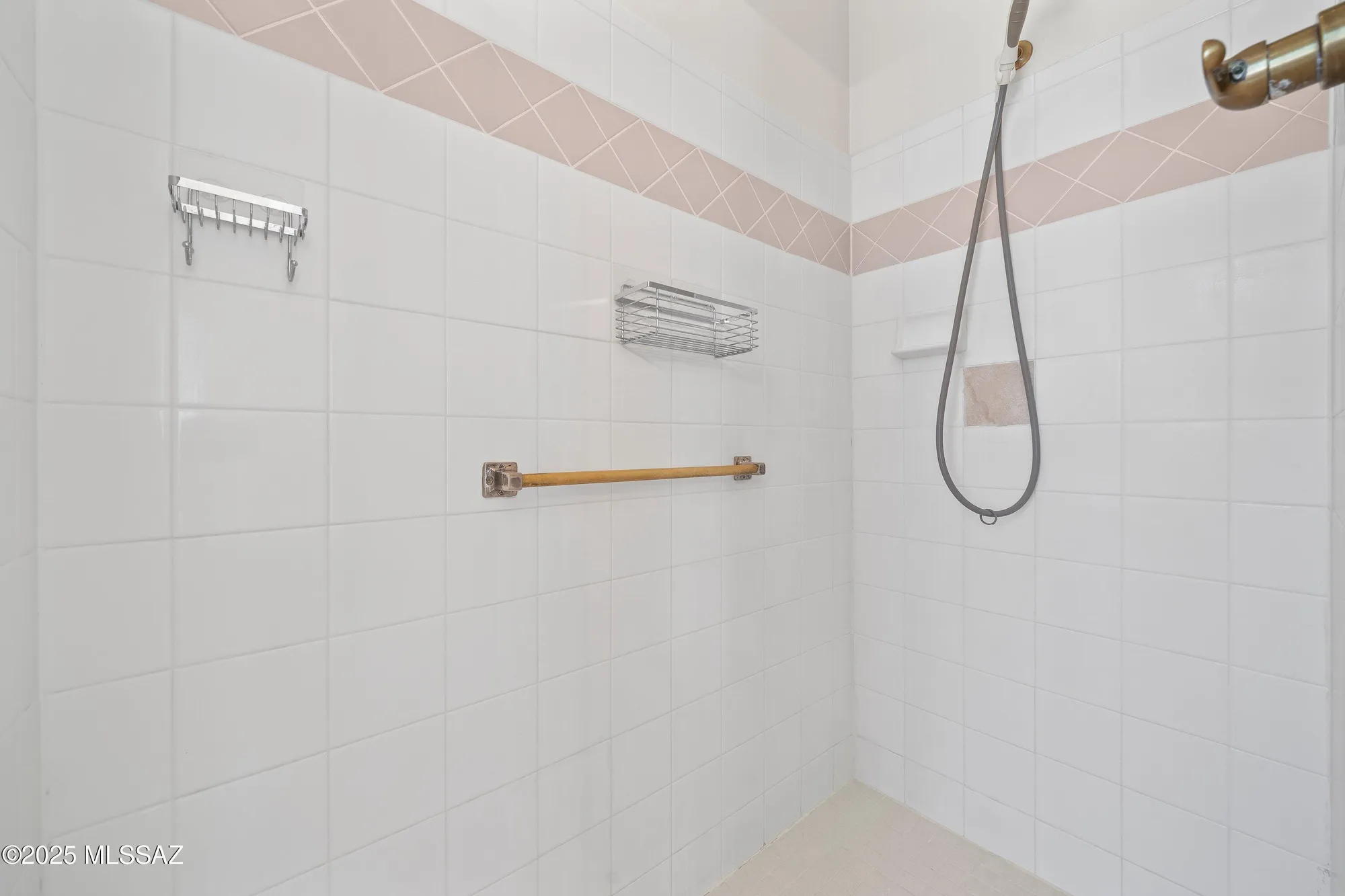 Property Slideshow image 26 of 30 | 810 e josephine canyon dr, Green Valley, AZ, 85614