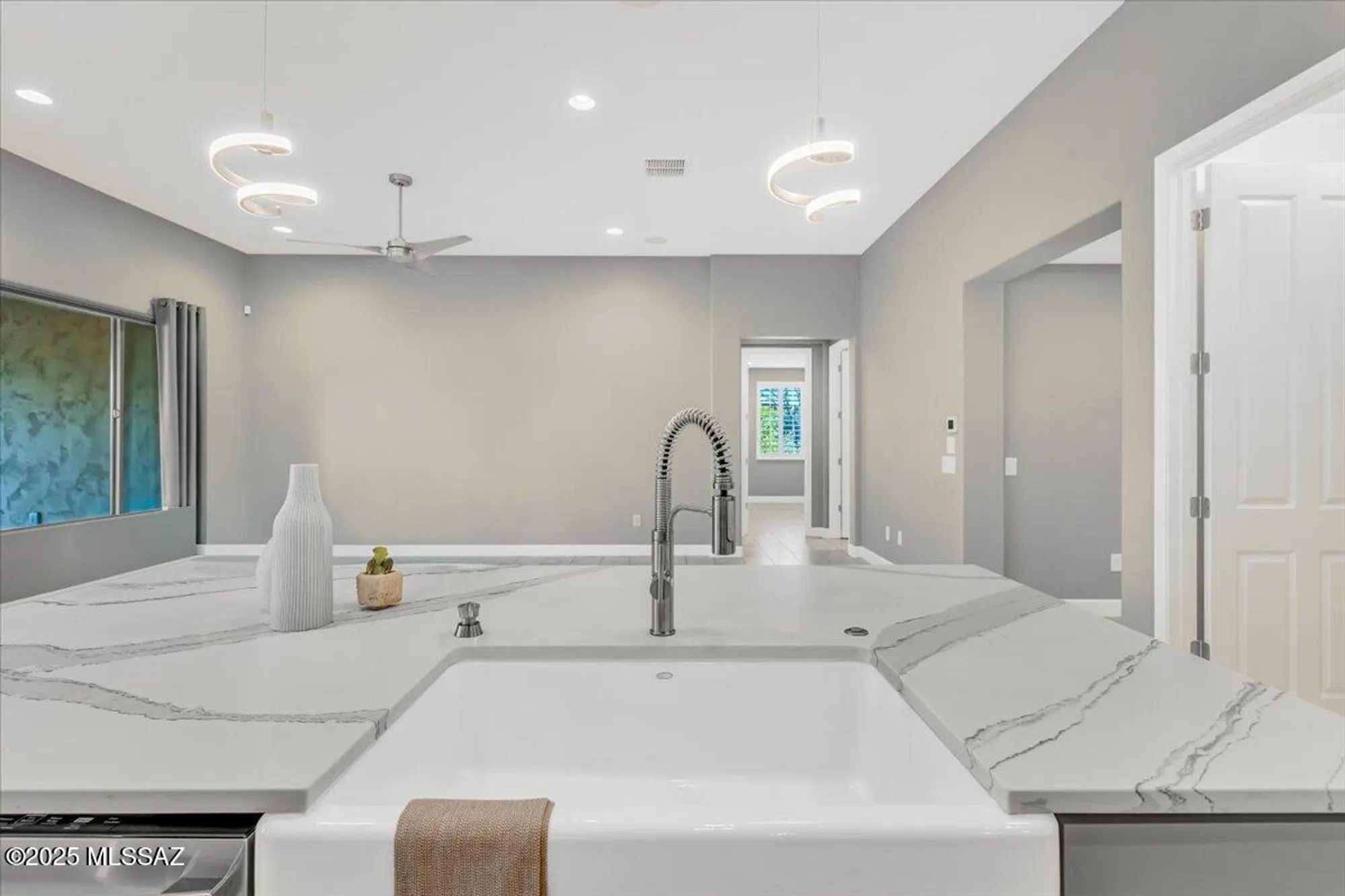 Property Slideshow image 15 of 50 | 61820 e happy jack trl, Oracle, AZ, 85623