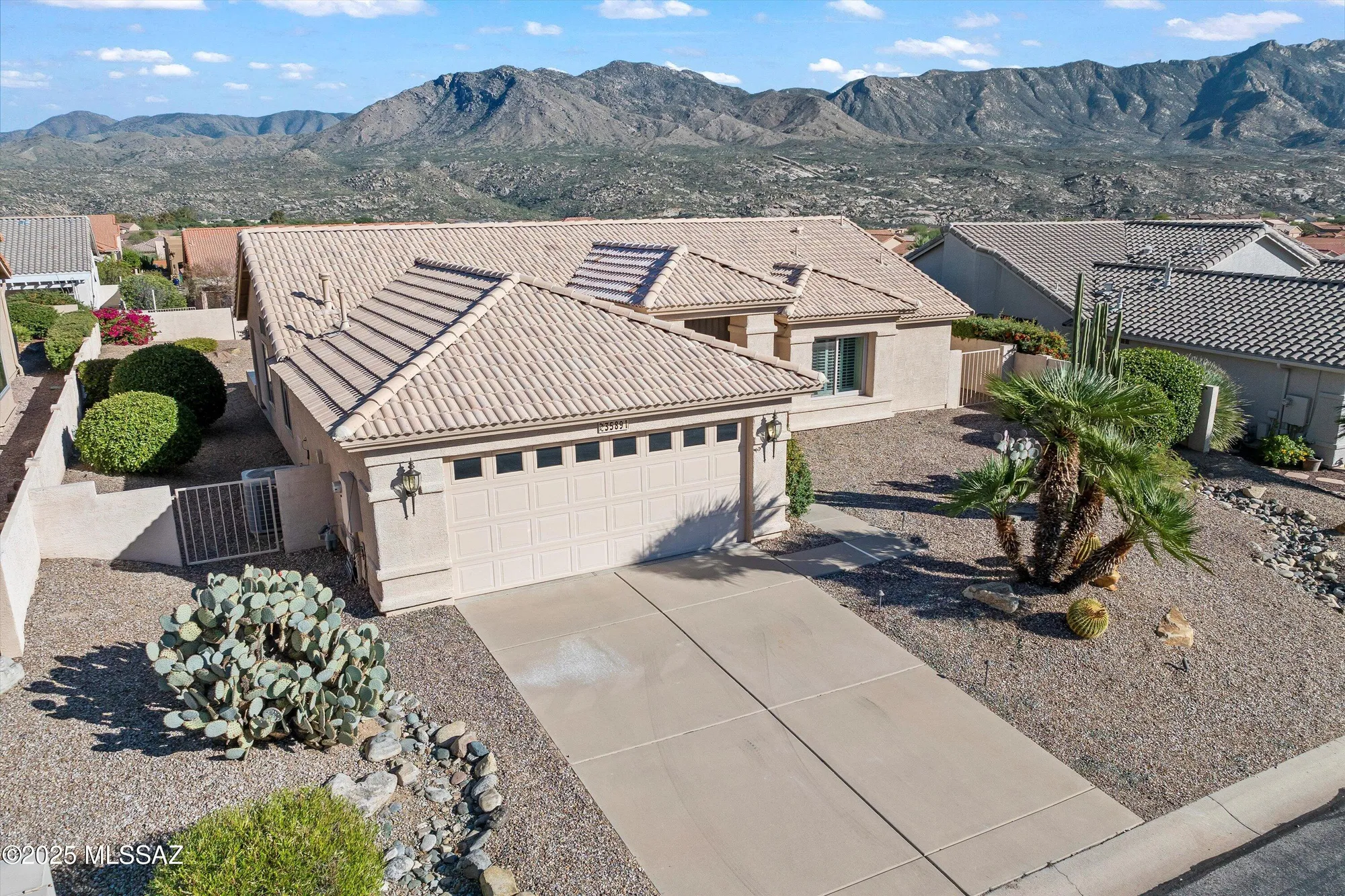 Property Slideshow image 1 of 32 | 35891 s wind crest dr, Tucson, AZ, 85739