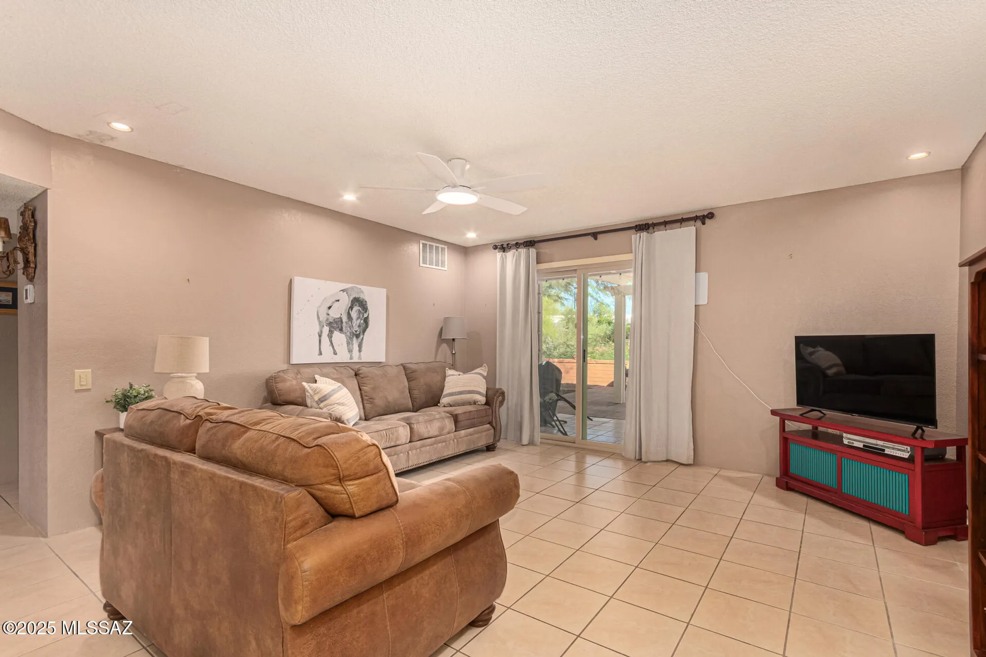 Property Slideshow image 6 of 29 | 206 n calle acuarela, Green Valley, AZ, 85614