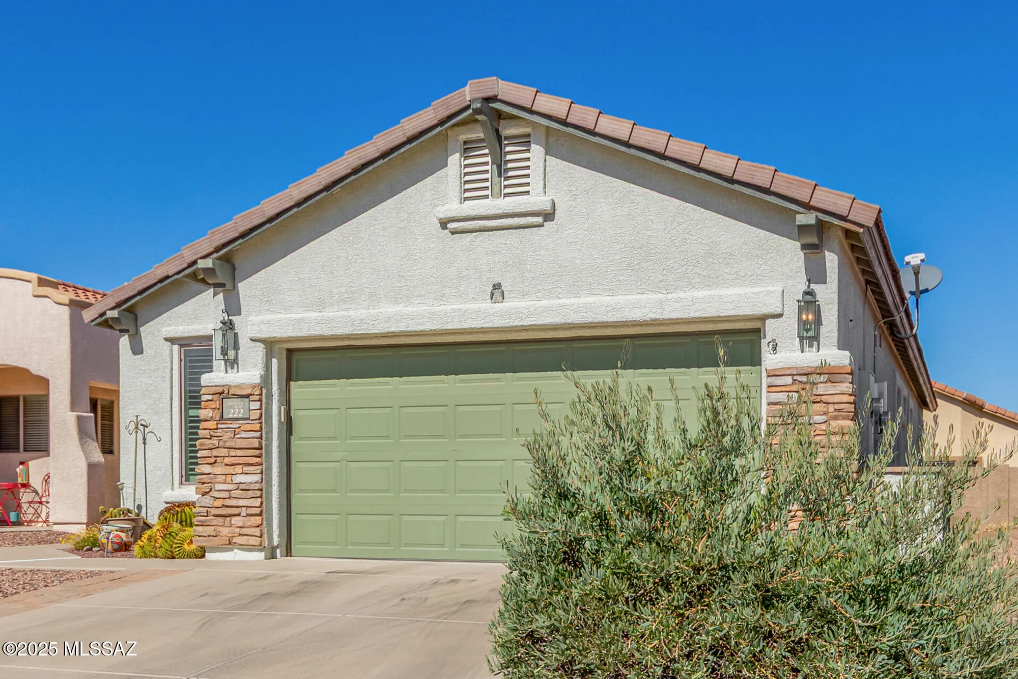 Property Slideshow image 4 of 45 | 222 w calle del estribo, Sahuarita, AZ, 85629