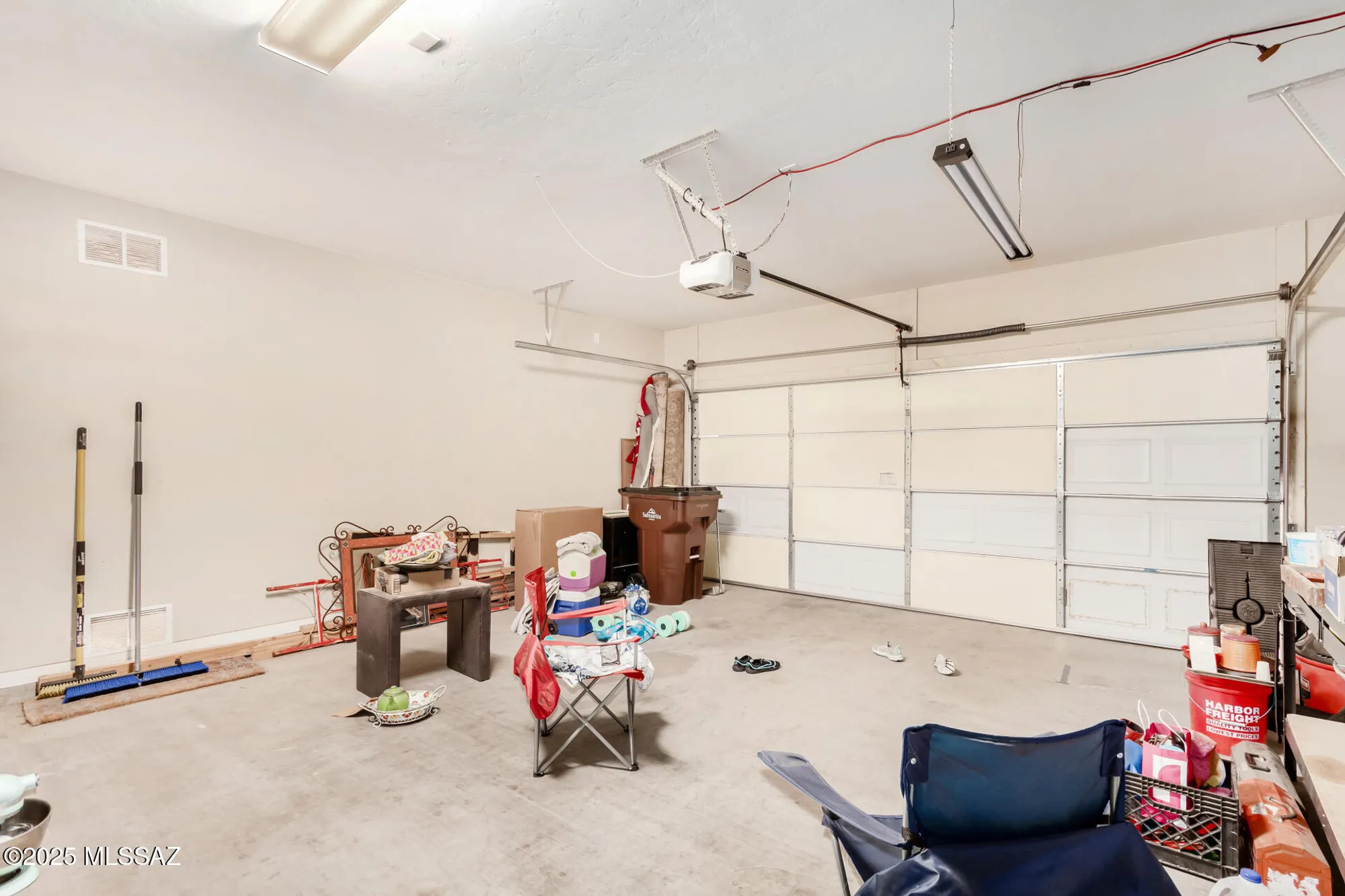 Property Slideshow image 23 of 45 | 222 w calle del estribo, Sahuarita, AZ, 85629