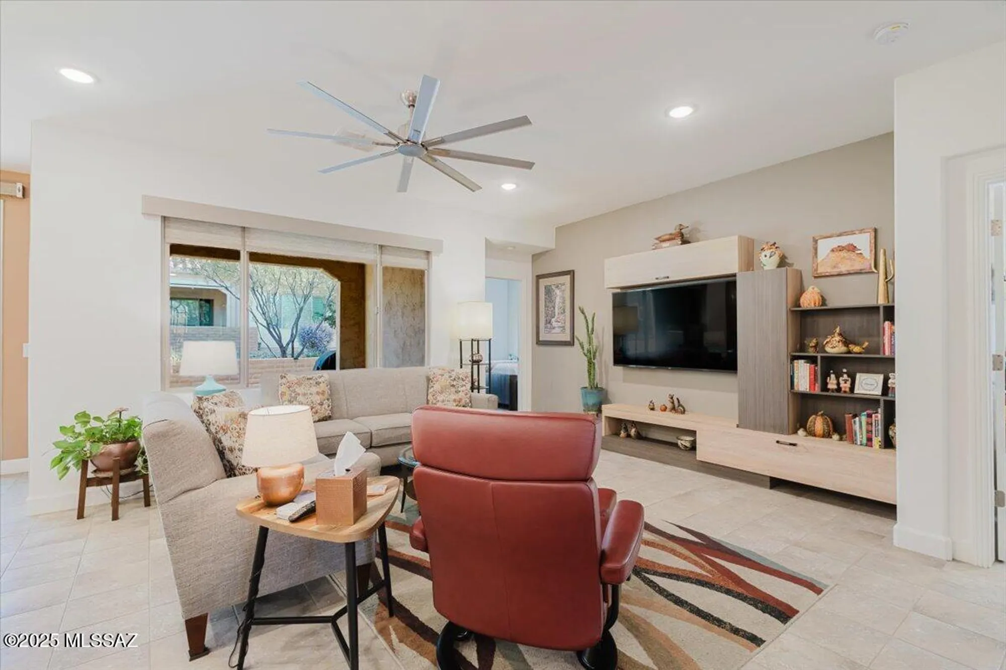 Property Slideshow image 15 of 42 | 1110 n broken hills dr, Green Valley, AZ, 85614