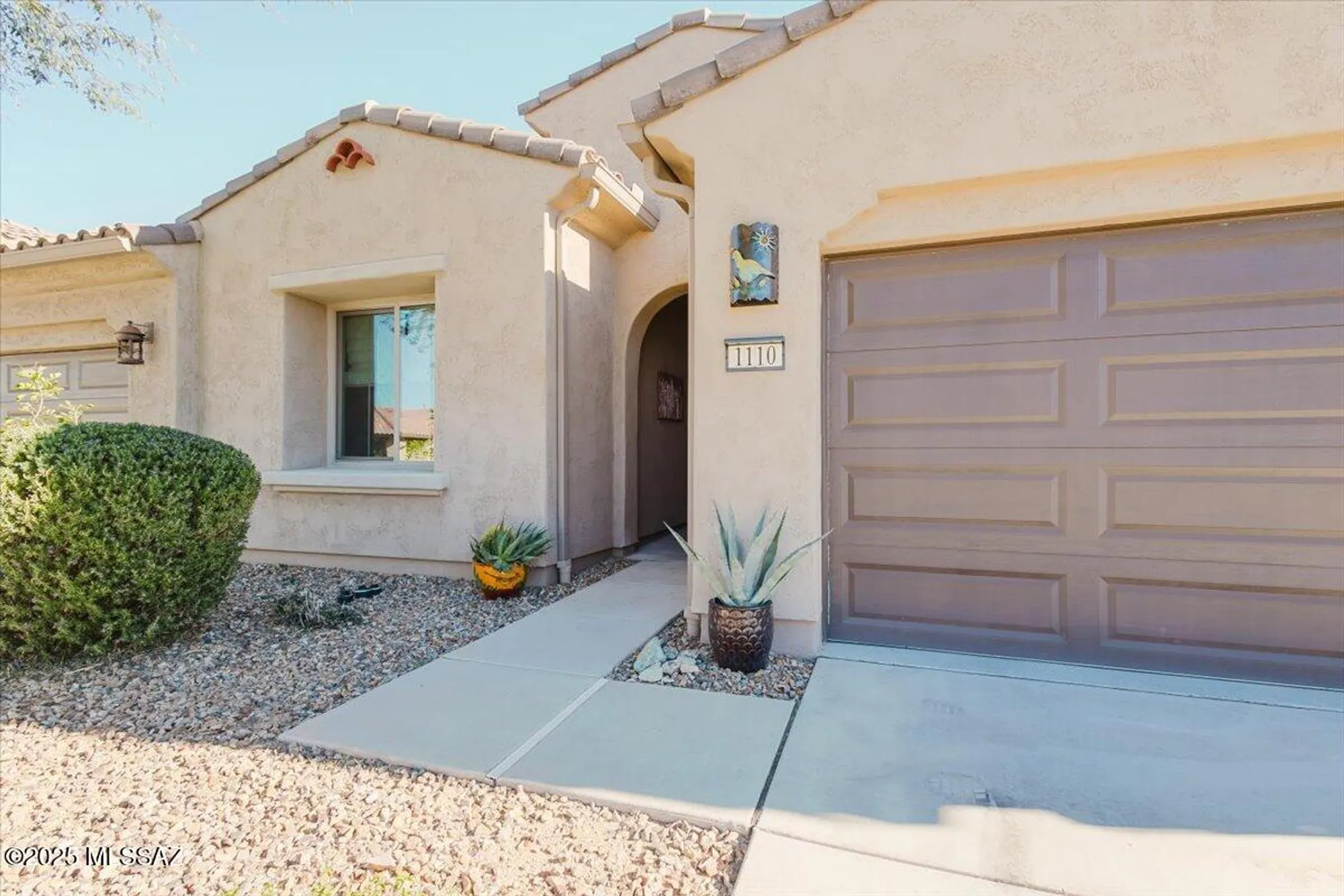 Property Slideshow image 3 of 42 | 1110 n broken hills dr, Green Valley, AZ, 85614