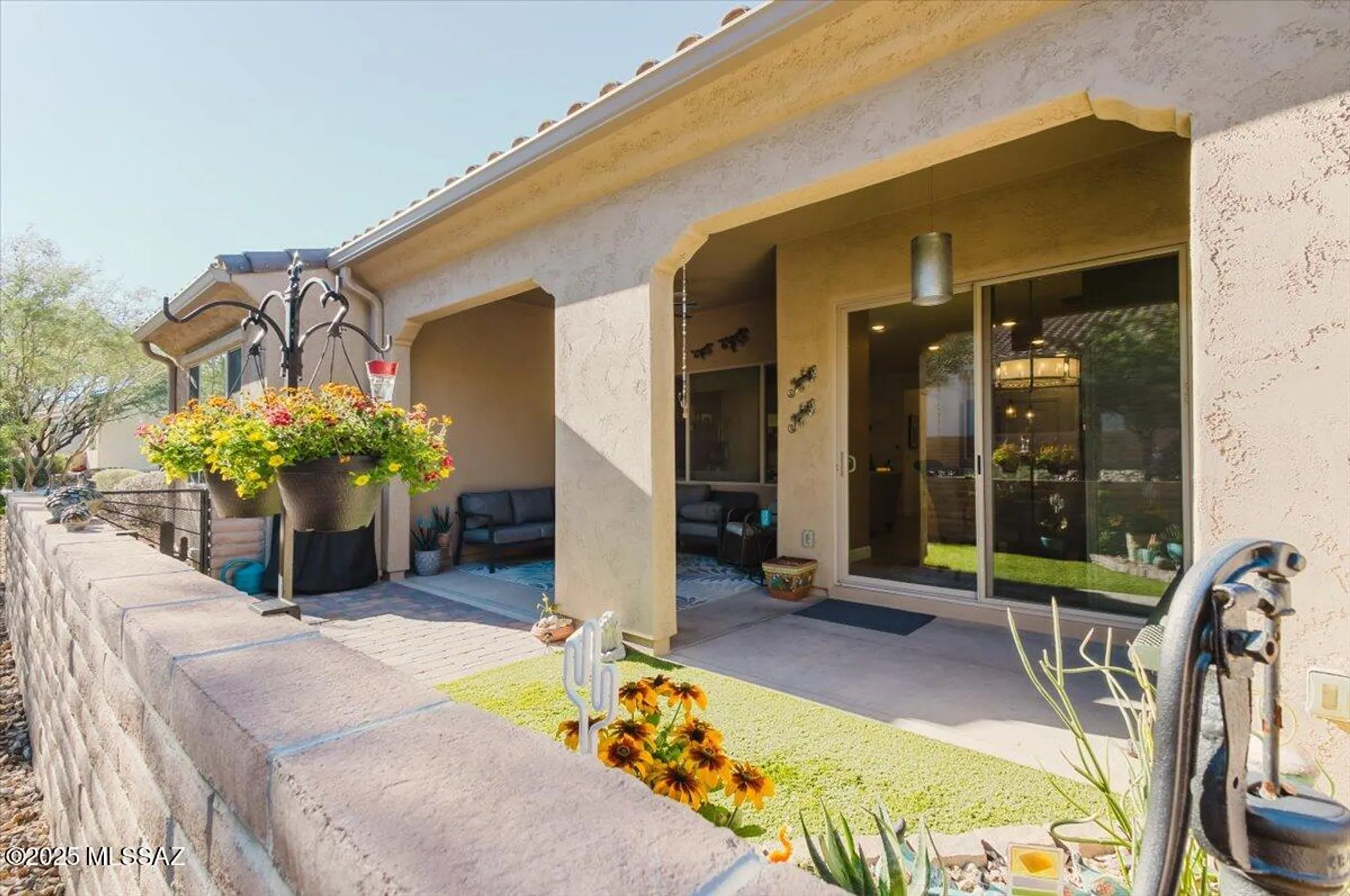 Property Slideshow image 33 of 42 | 1110 n broken hills dr, Green Valley, AZ, 85614