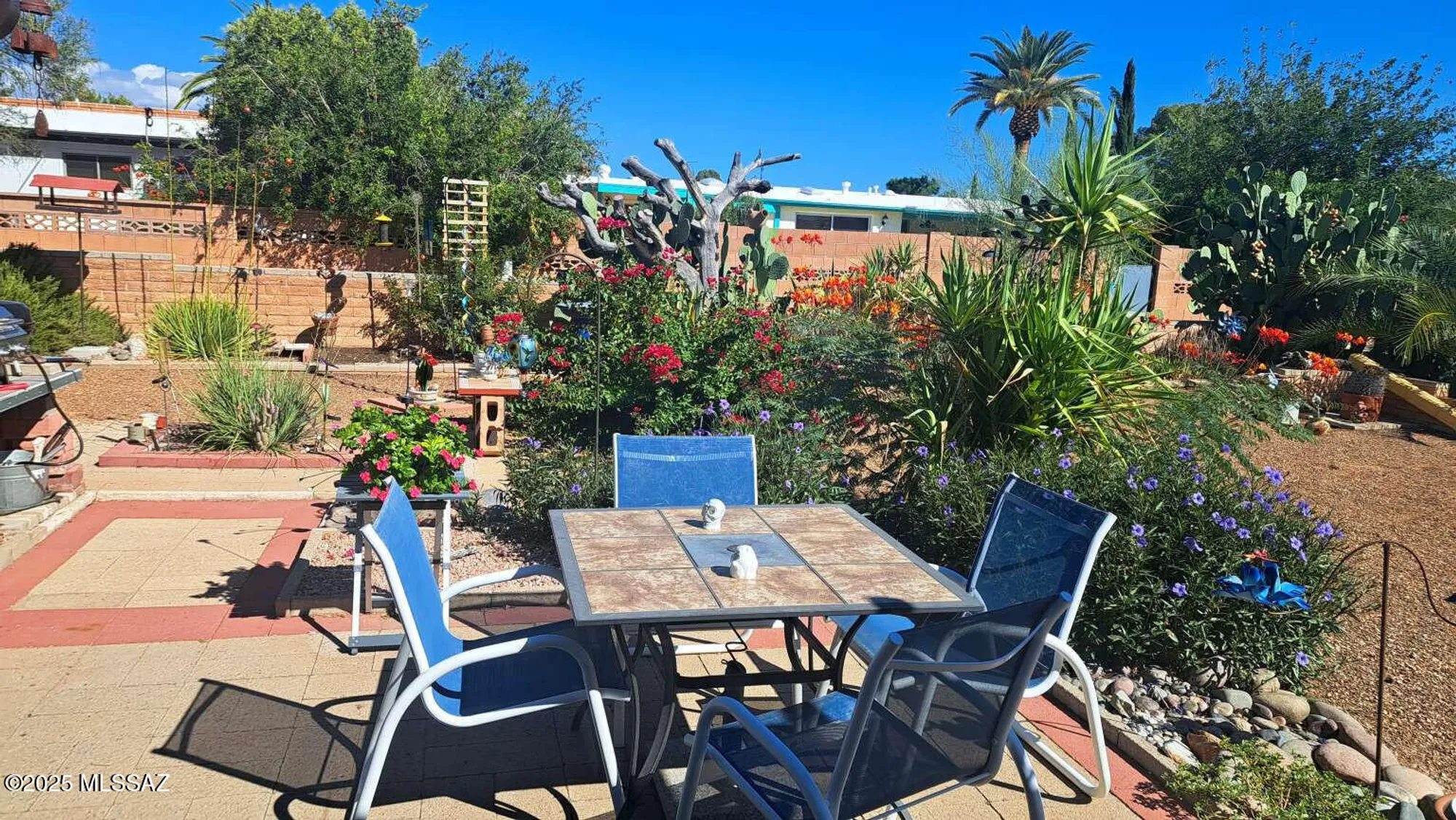 Property Slideshow image 29 of 32 | 157 e el limon, Green Valley, AZ, 85614