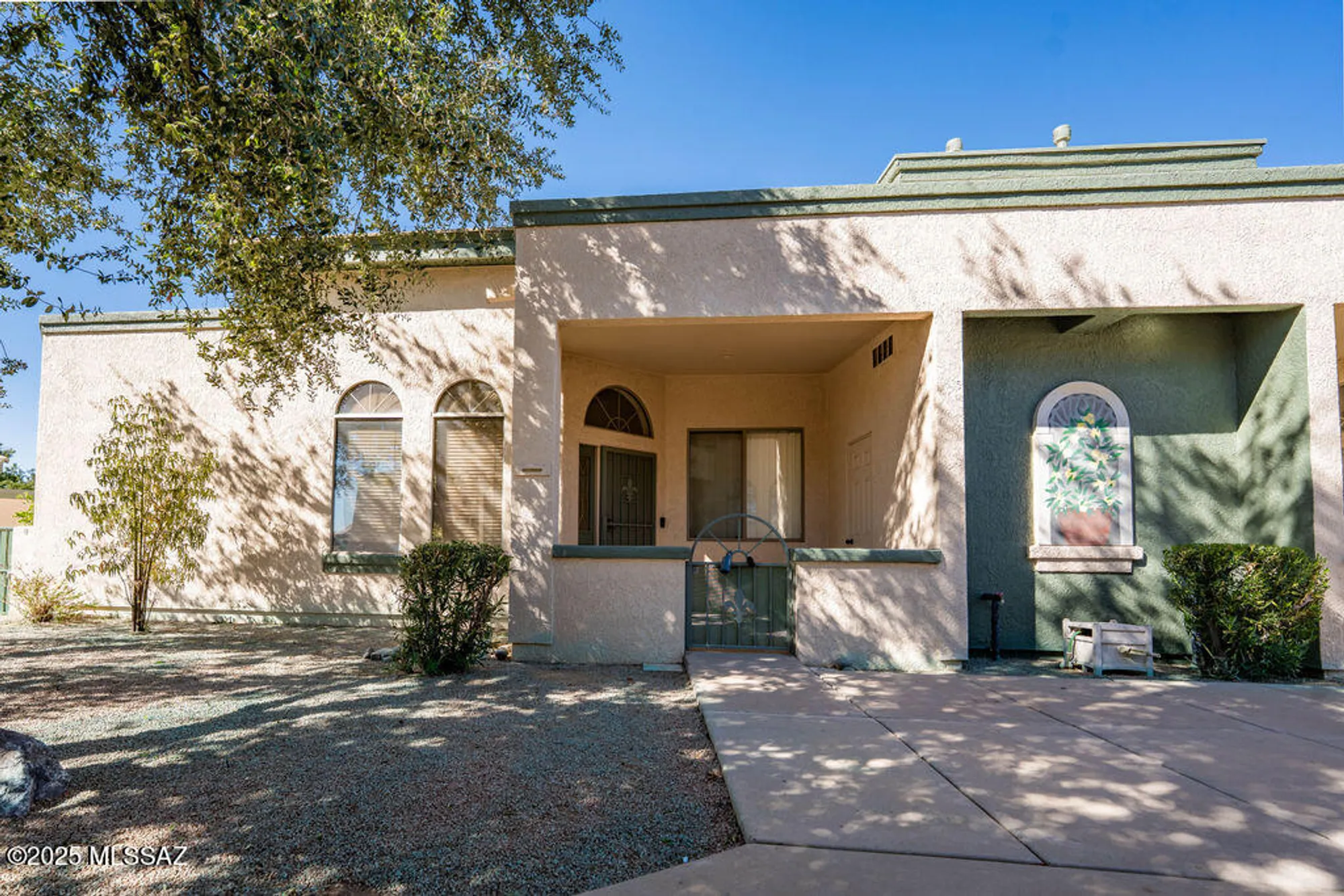 Property Slideshow image 1 of 20 | 2423 w via di silvio, Tucson, AZ, 85741