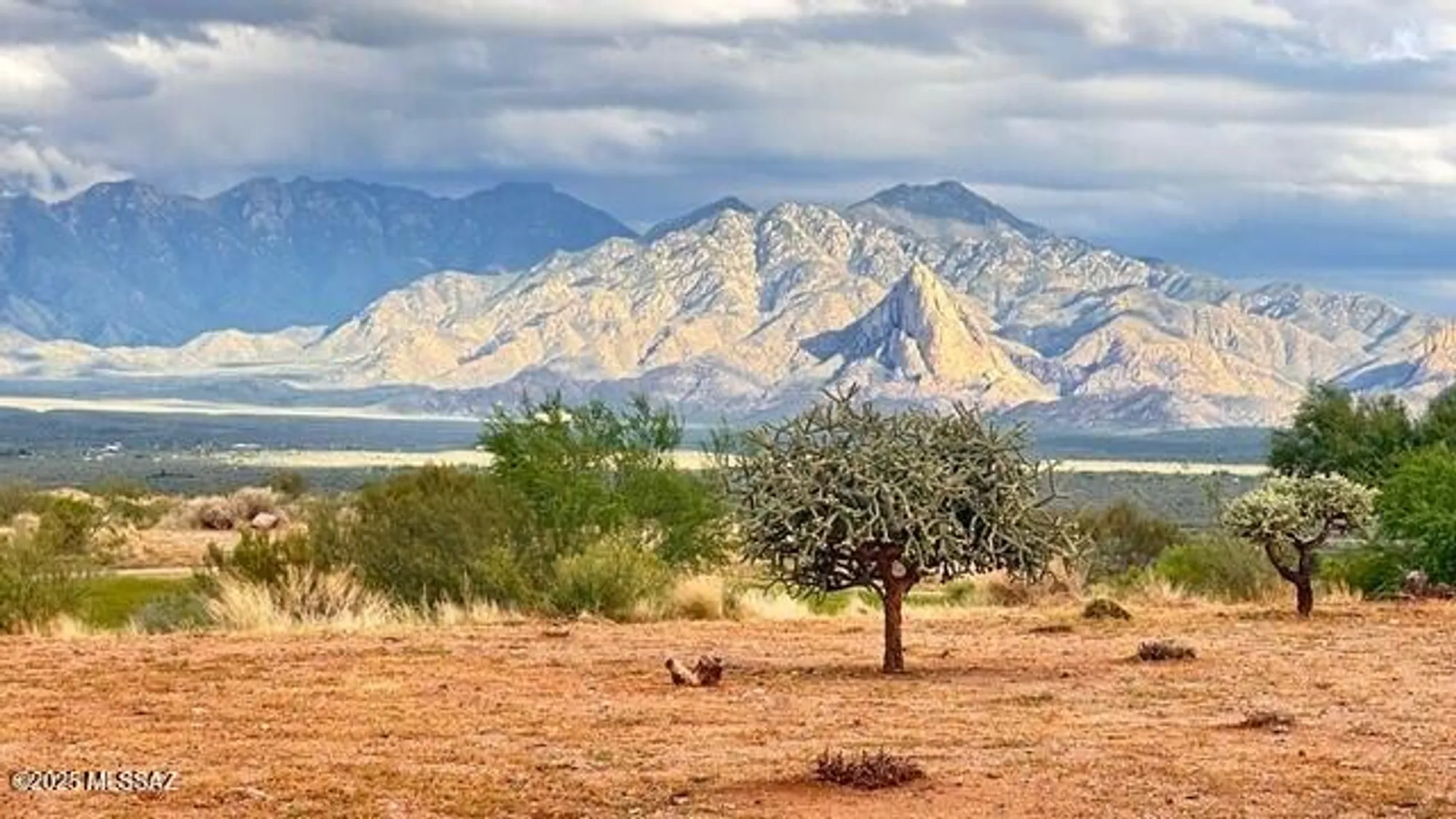 Property Slideshow image 2 of 42 | 5811 s atascosa peak dr, Green Valley, AZ, 85622