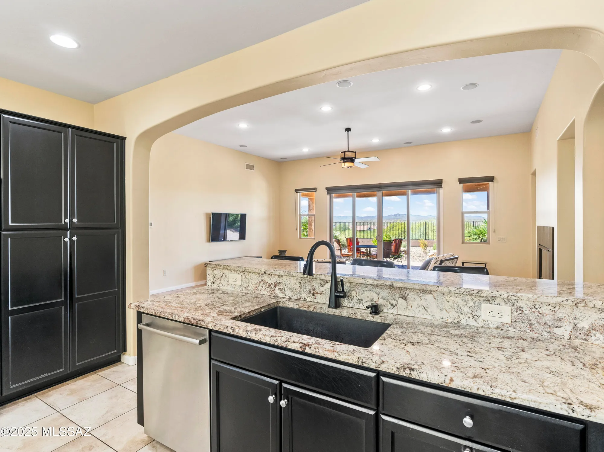 Property Slideshow image 12 of 32 | 32480 s egret trl, Oracle, AZ, 85623