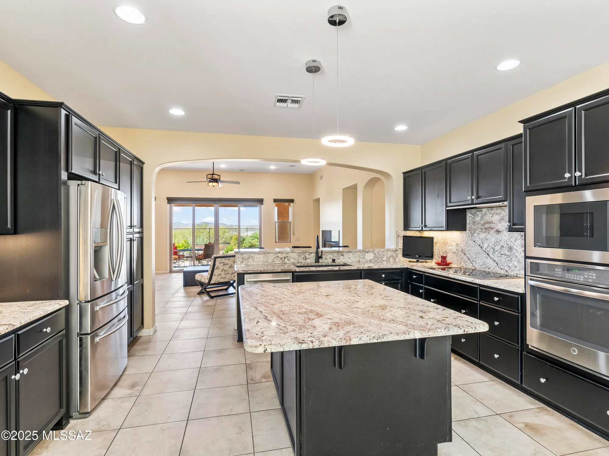 Property Slideshow image 15 of 32 | 32480 s egret trl, Oracle, AZ, 85623
