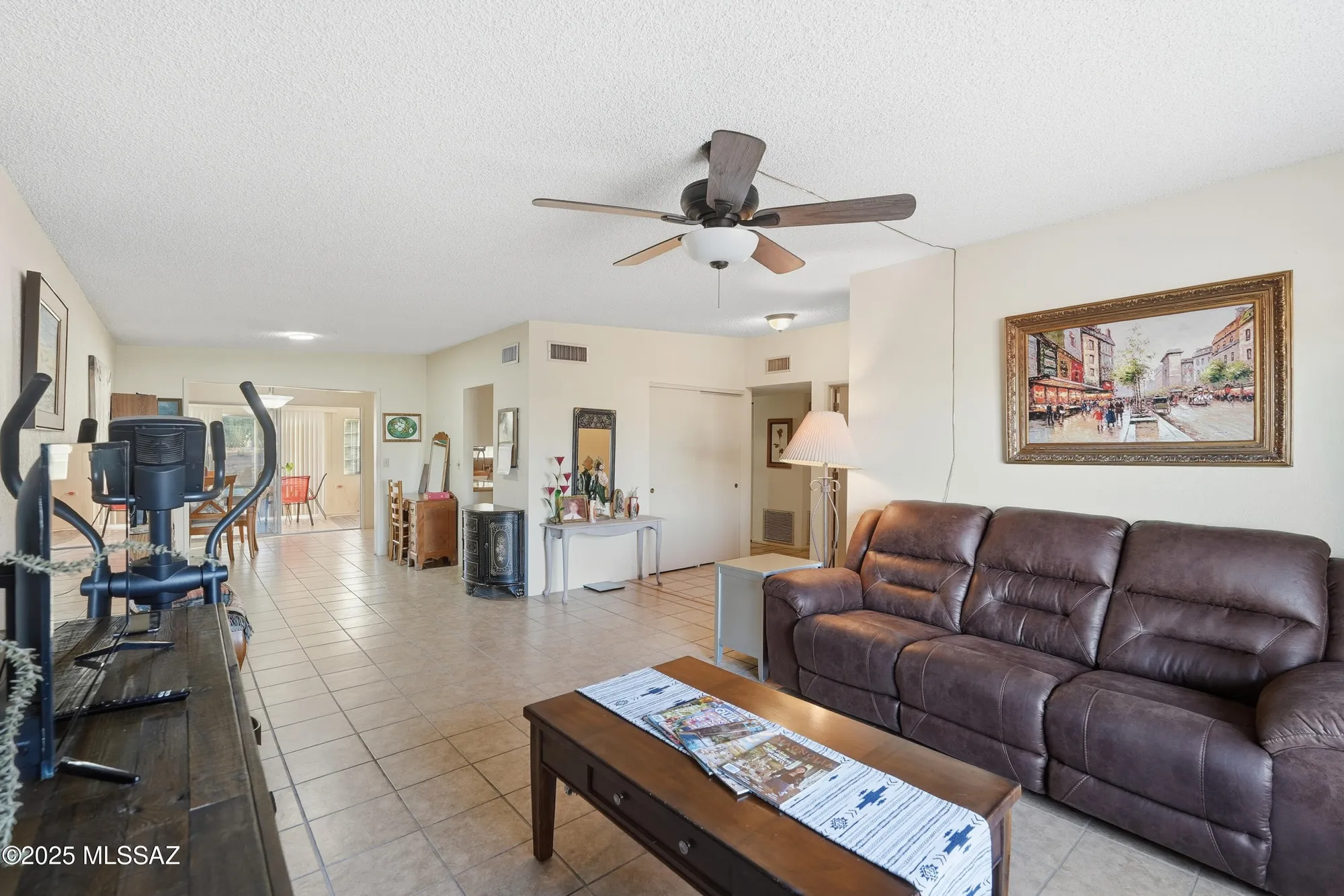 Property Slideshow image 11 of 49 | 425 w san ignacio, Green Valley, AZ, 85614