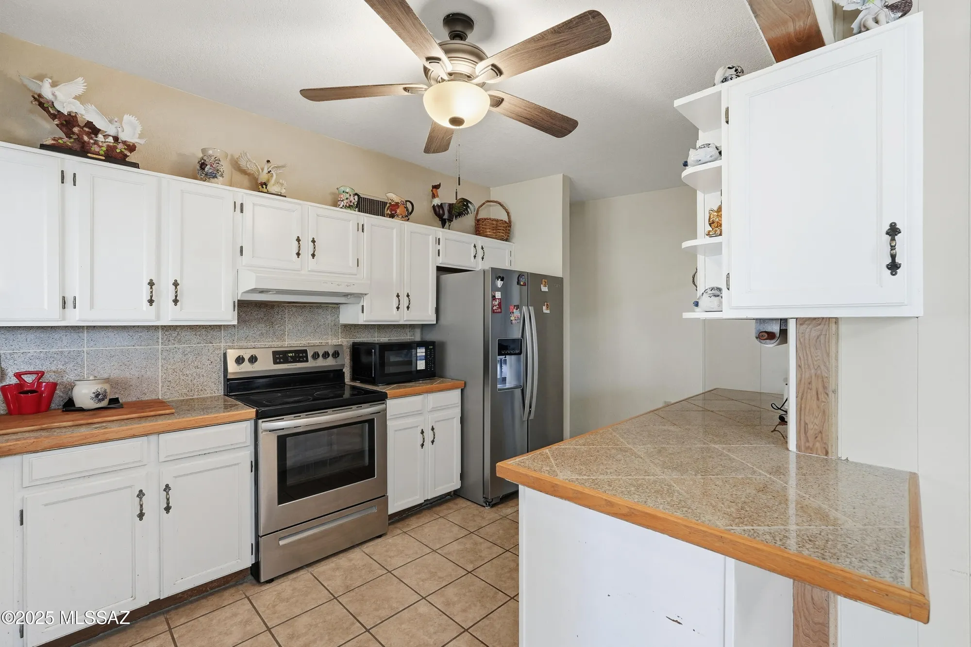 Property Slideshow image 19 of 49 | 425 w san ignacio, Green Valley, AZ, 85614