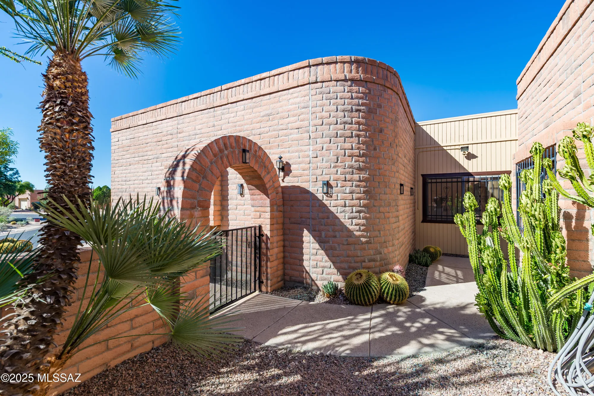 Property Slideshow image 4 of 44 | 8647 n candlewood loop, Tucson, AZ, 85704