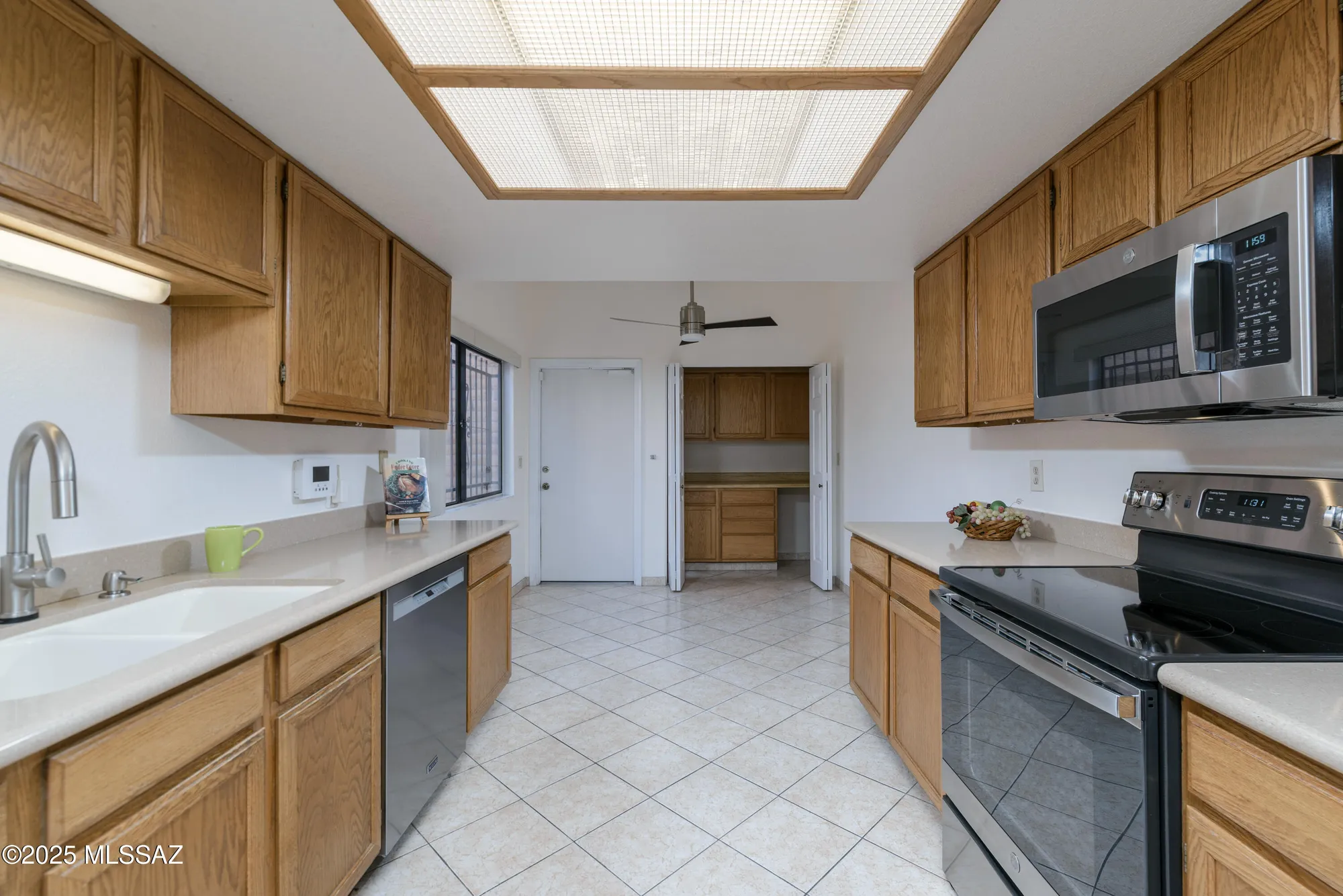 Property Slideshow image 14 of 44 | 8647 n candlewood loop, Tucson, AZ, 85704