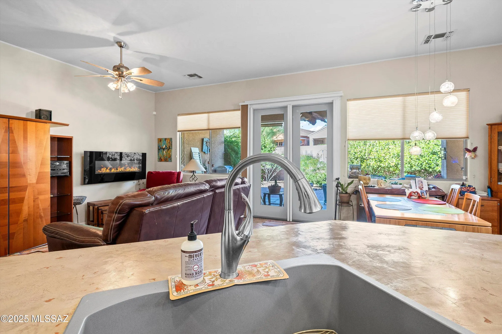 Property Slideshow image 13 of 31 | 470 w calle artistica, Green Valley, AZ, 85614