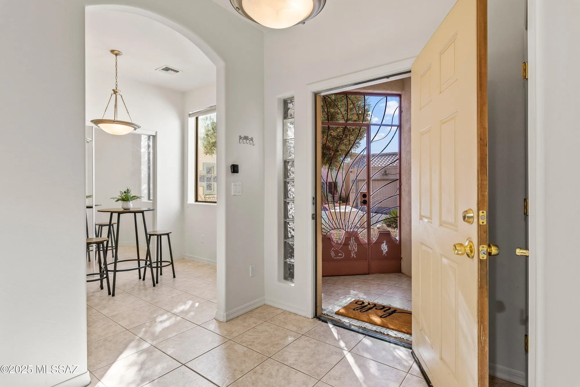 Property Slideshow image 4 of 32 | 468 w windham blvd, Green Valley, AZ, 85614