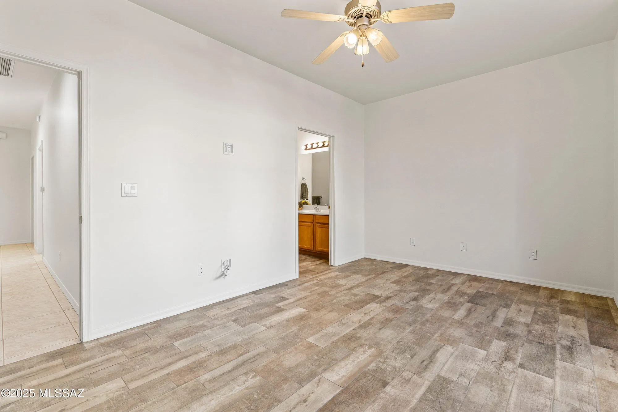 Property Slideshow image 15 of 32 | 468 w windham blvd, Green Valley, AZ, 85614