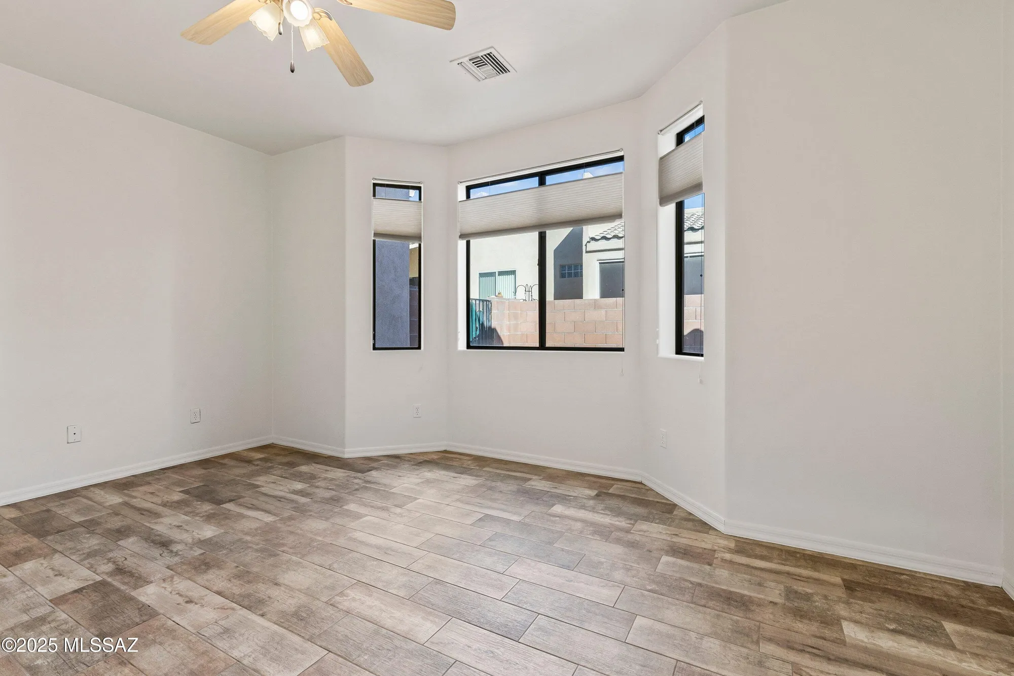 Property Slideshow image 14 of 32 | 468 w windham blvd, Green Valley, AZ, 85614