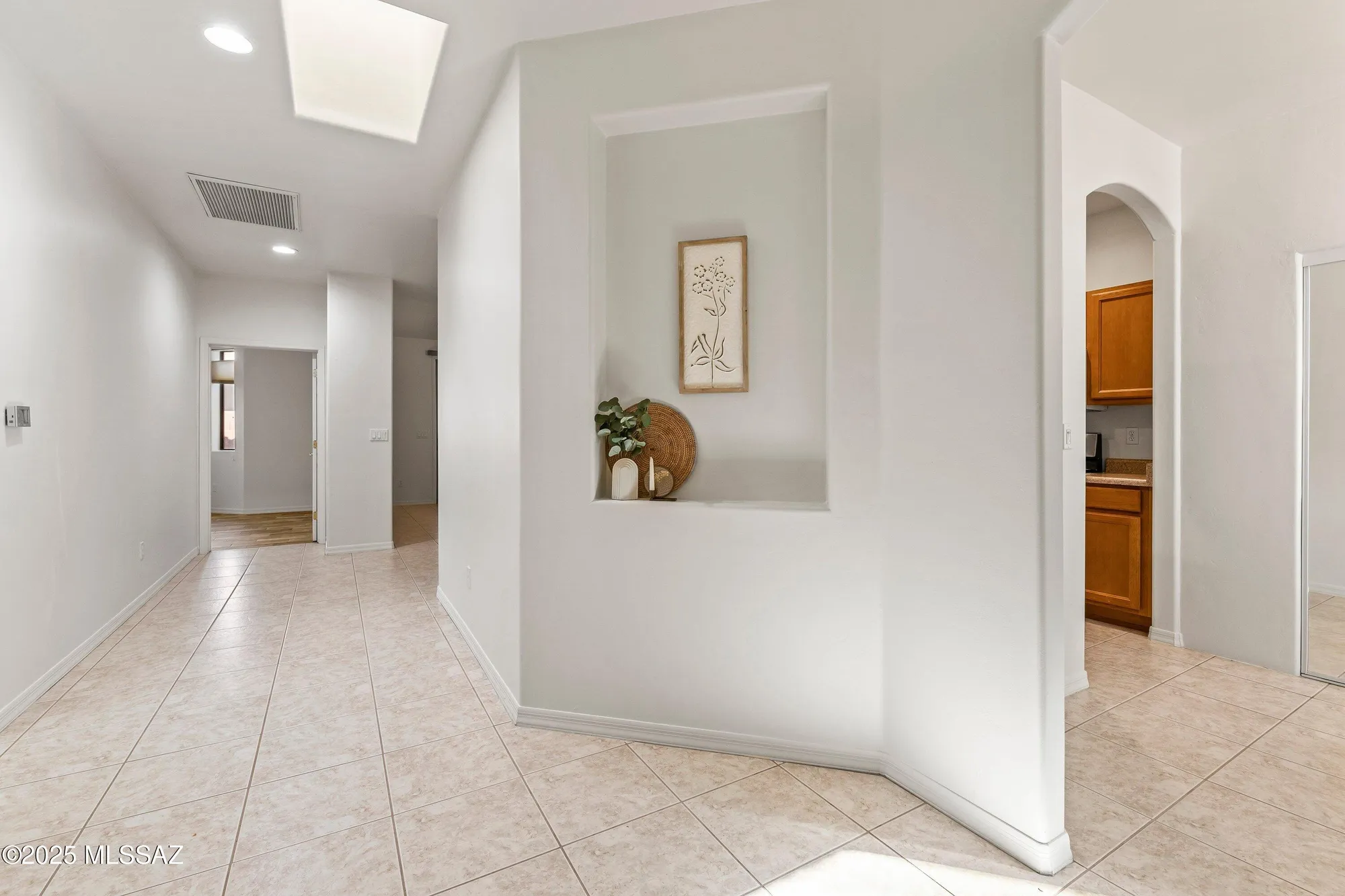 Property Slideshow image 5 of 32 | 468 w windham blvd, Green Valley, AZ, 85614