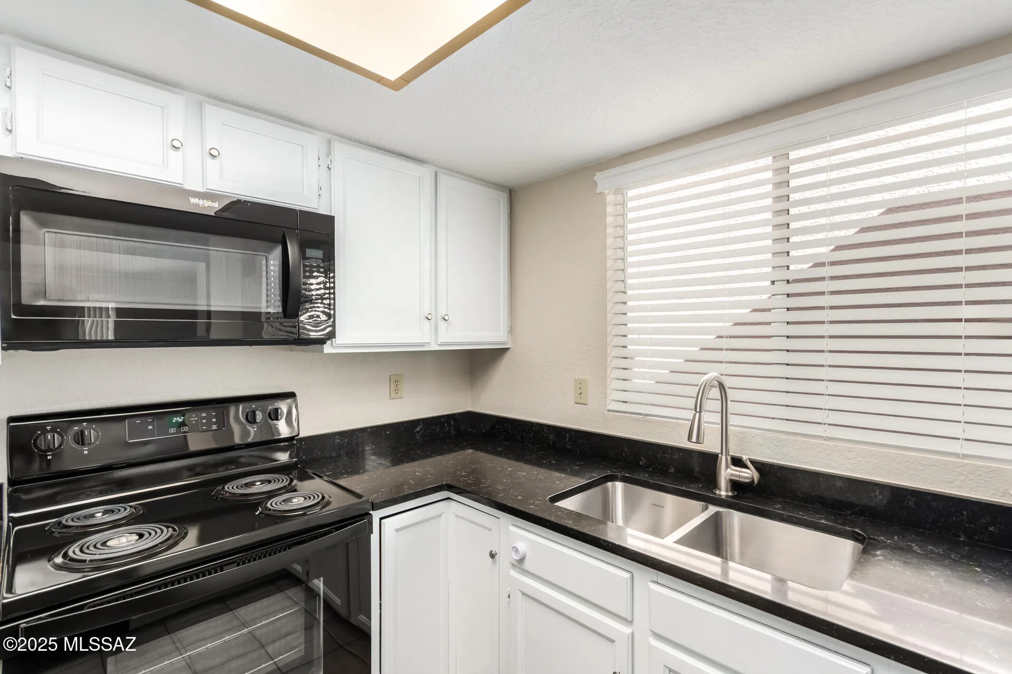 Property Slideshow image 11 of 35 | 1665 n rio yaqui, Green Valley, AZ, 85614