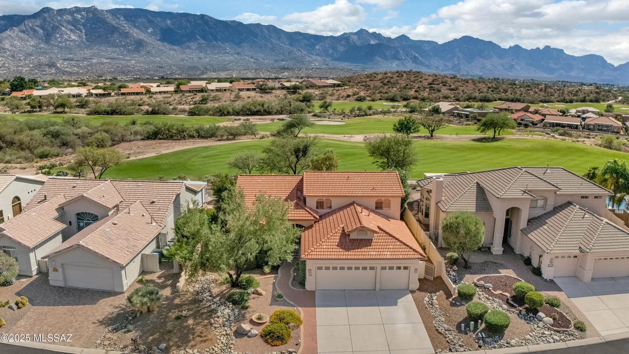 Property Slideshow image 1 of 49 | 62239 e iron crest dr, Saddlebrooke, AZ, 85739