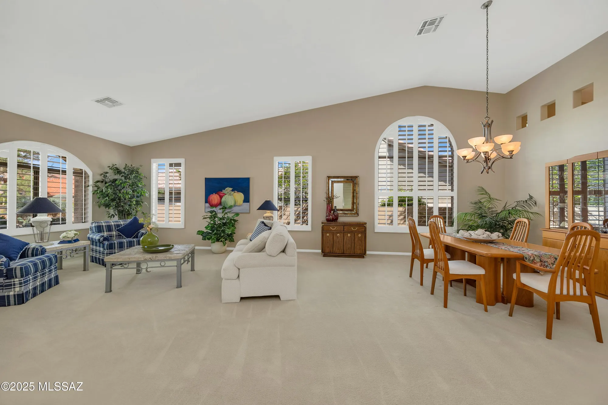 Property Slideshow image 7 of 49 | 62239 e iron crest dr, Saddlebrooke, AZ, 85739