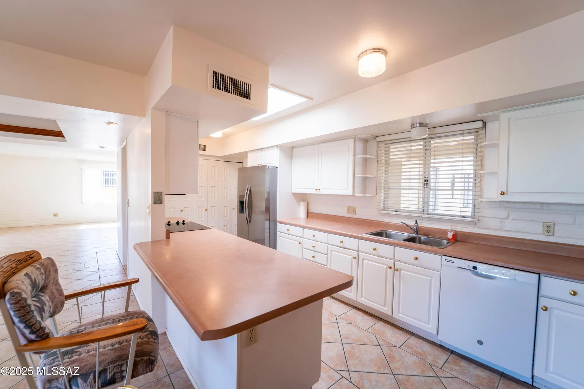 Property Slideshow image 12 of 32 | 432 e los rincones, Green Valley, AZ, 85614