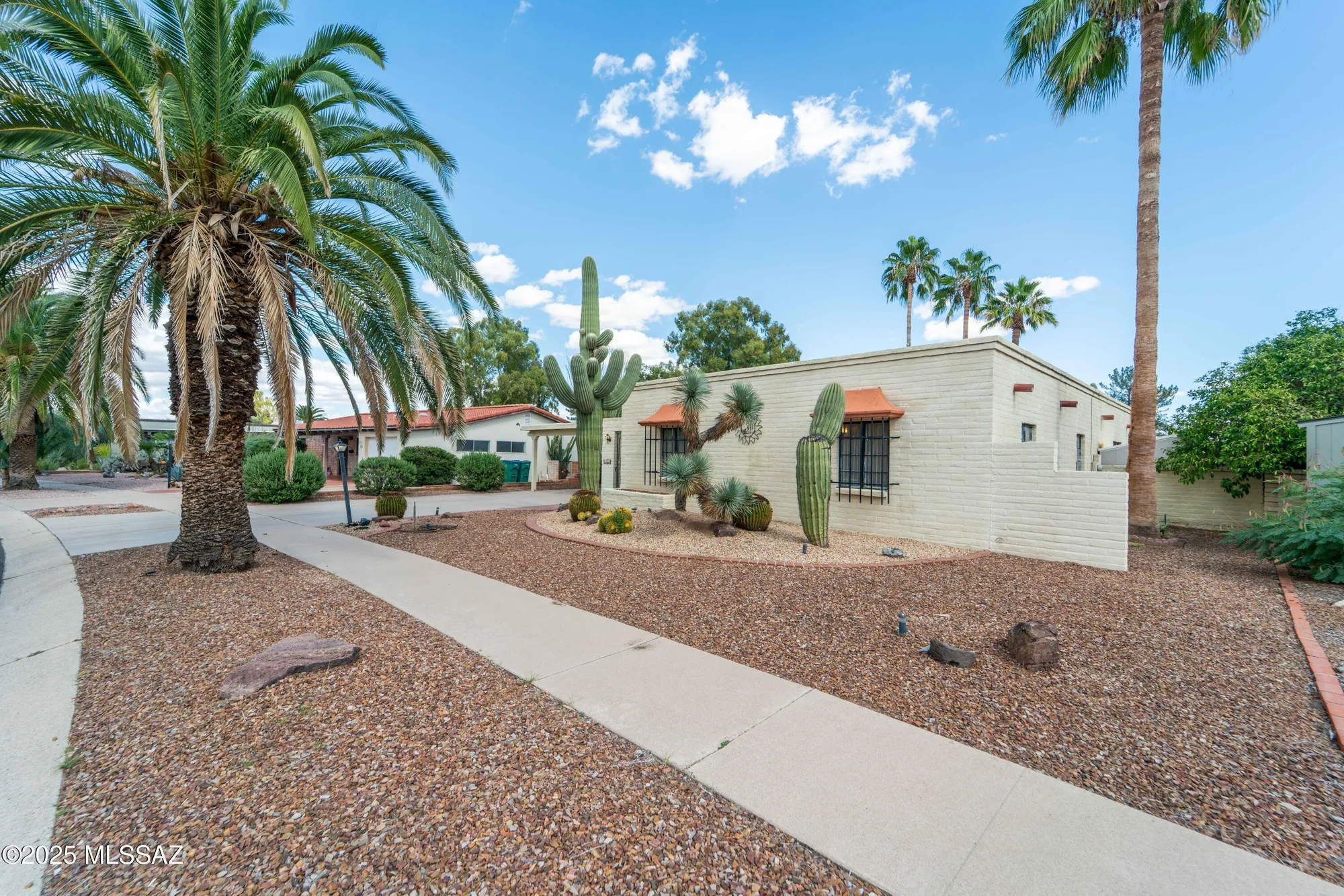 Property Slideshow image 18 of 32 | 432 e los rincones, Green Valley, AZ, 85614