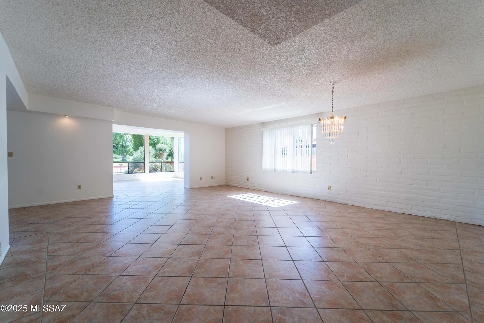 Property Slideshow image 19 of 32 | 432 e los rincones, Green Valley, AZ, 85614
