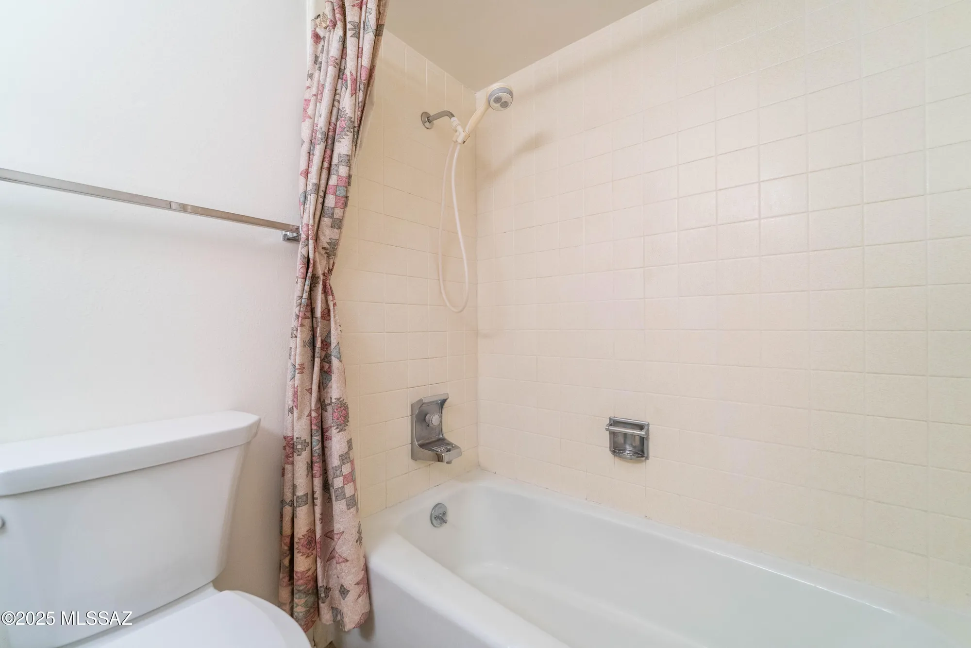 Property Slideshow image 20 of 32 | 432 e los rincones, Green Valley, AZ, 85614