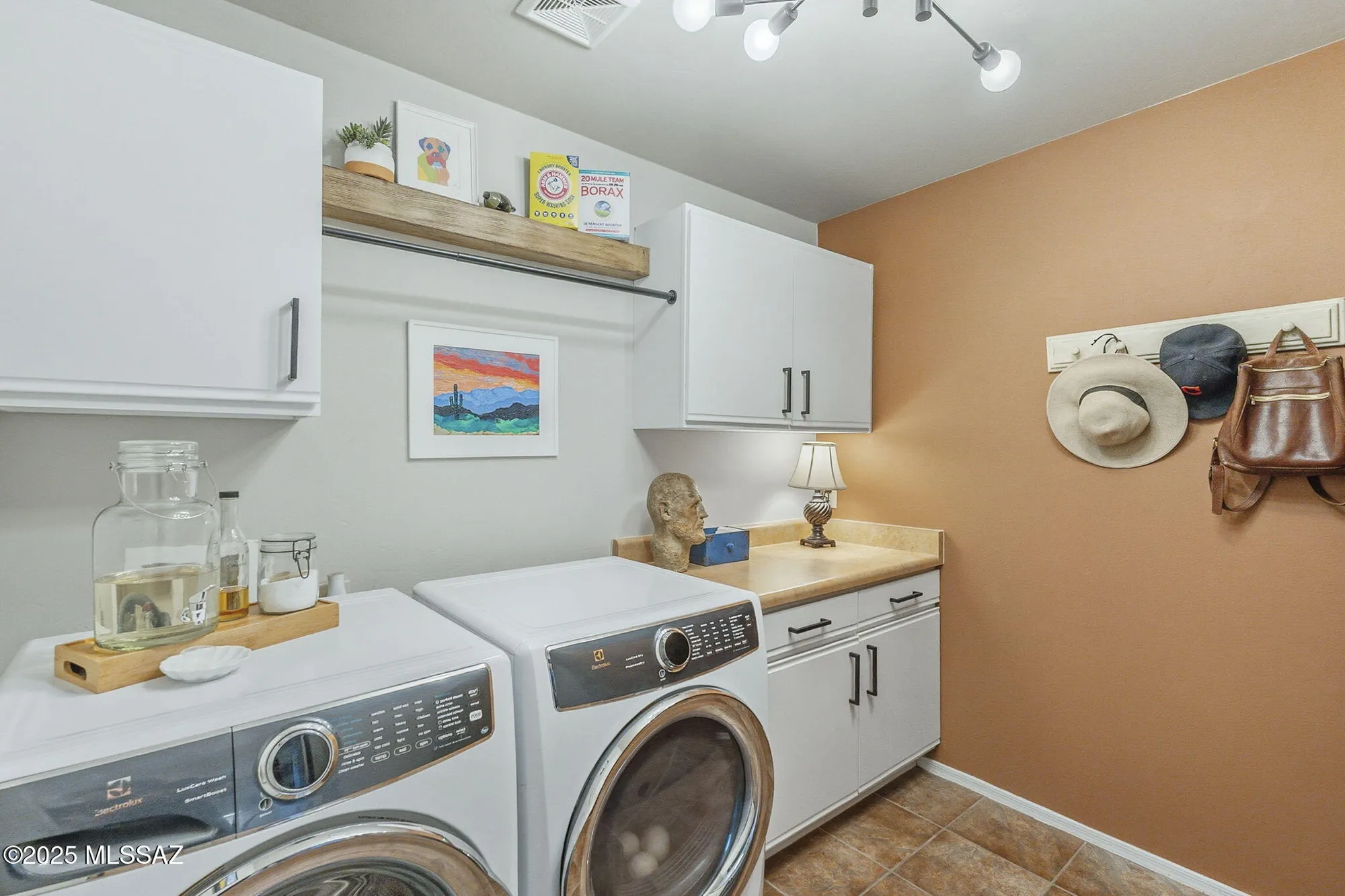 Property Slideshow image 30 of 46 | 1950 e desert lark pass, Green Valley, AZ, 85614