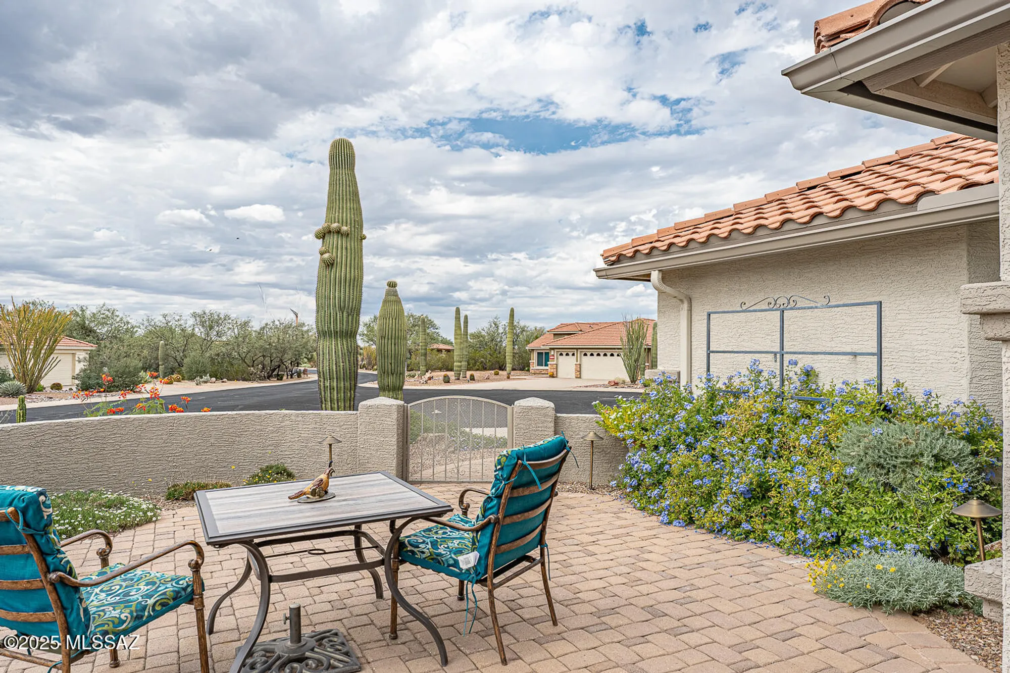 Property Slideshow image 13 of 51 | 976 n night heron dr, Green Valley, AZ, 85614