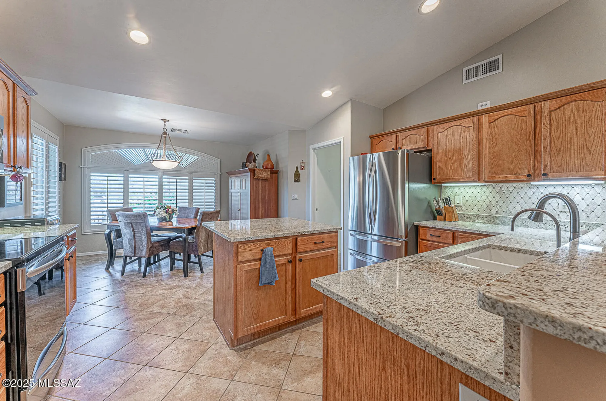 Property Slideshow image 5 of 51 | 976 n night heron dr, Green Valley, AZ, 85614