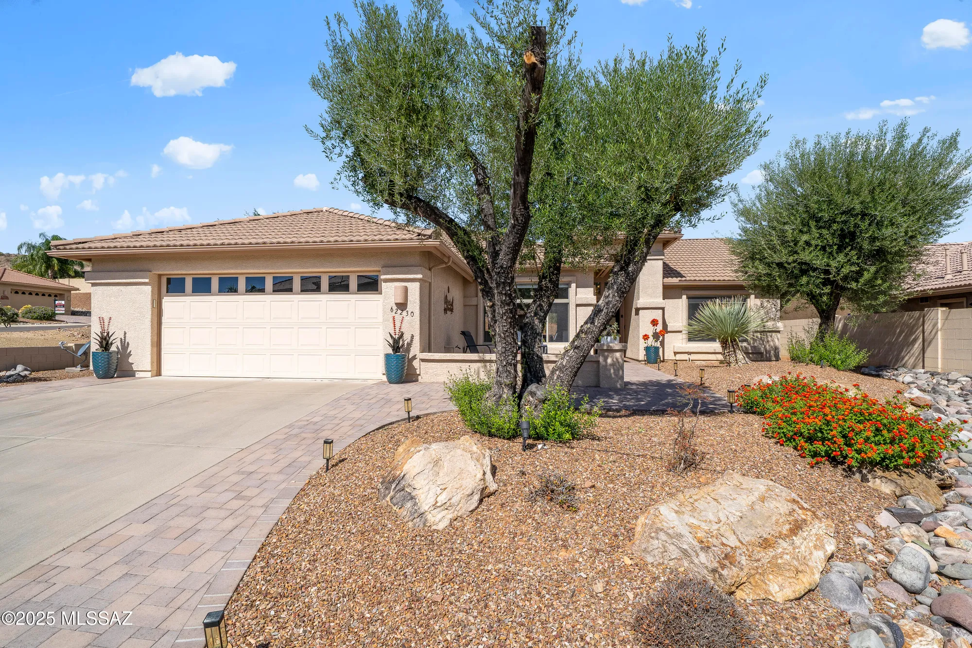Property Slideshow image 2 of 36 | 62230 e iron crest dr, Tucson, AZ, 85739